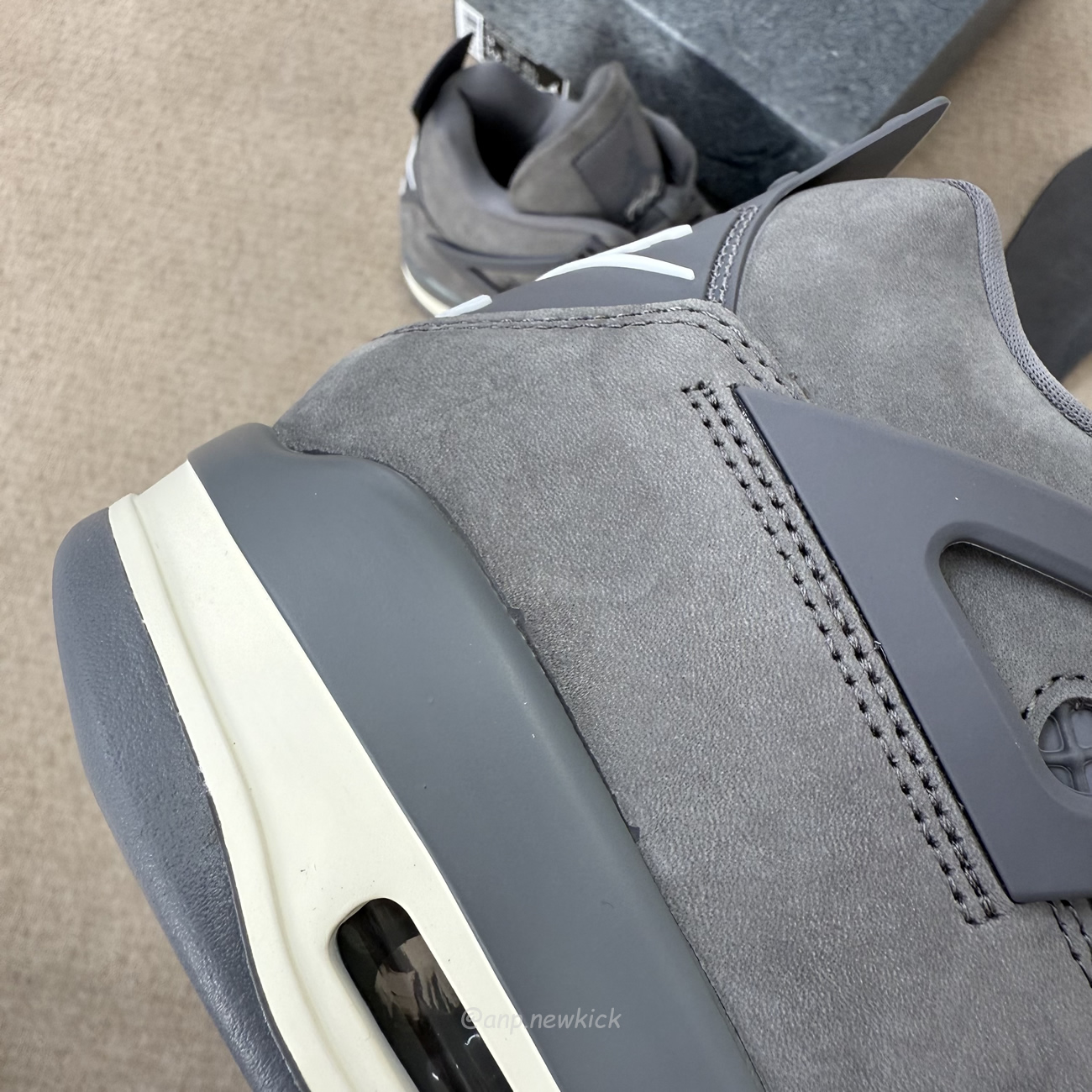 Air Jordan 4 Retro Og Sp Nigel Sylvester Wolf Gre Hf4340 003 (8) - www.newkick.org Air Jordan 4 Retro Og Sp Nigel Sylvester Wolf Gre Hf4340 003 (8) - www.newkick.org