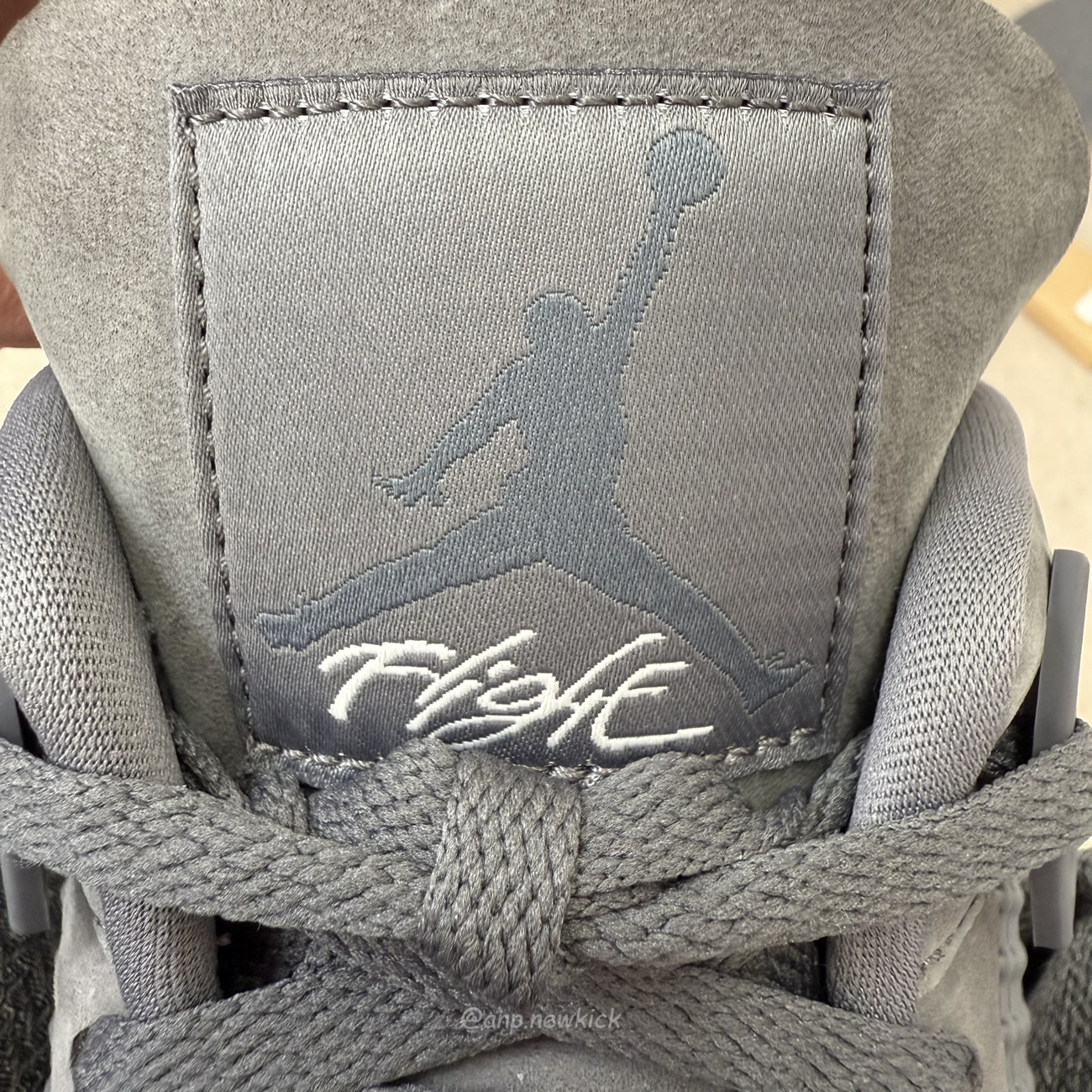 Air Jordan 4 Retro Og Sp Nigel Sylvester Wolf Gre Hf4340 003 (9) - www.newkick.org Air Jordan 4 Retro Og Sp Nigel Sylvester Wolf Gre Hf4340 003 (9) - www.newkick.org