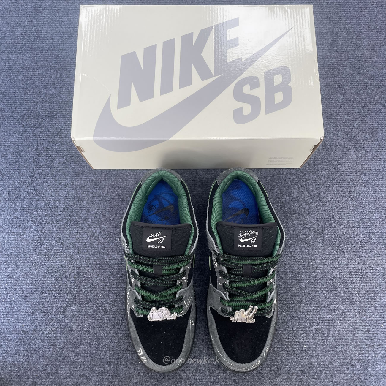 Nike Sb Dunk Low There Skateboards Hf7743 001 (9) - www.newkick.org Nike Sb Dunk Low There Skateboards Hf7743 001 (9) - www.newkick.org