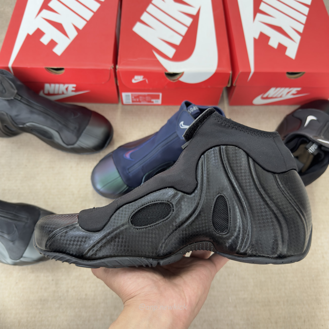Nike Air Flightposite Jason Kidd Mavericks 2025 Carbon Fiber Black (12) - www.newkick.org Nike Air Flightposite Jason Kidd Mavericks 2025 Carbon Fiber Black (12) - www.newkick.org