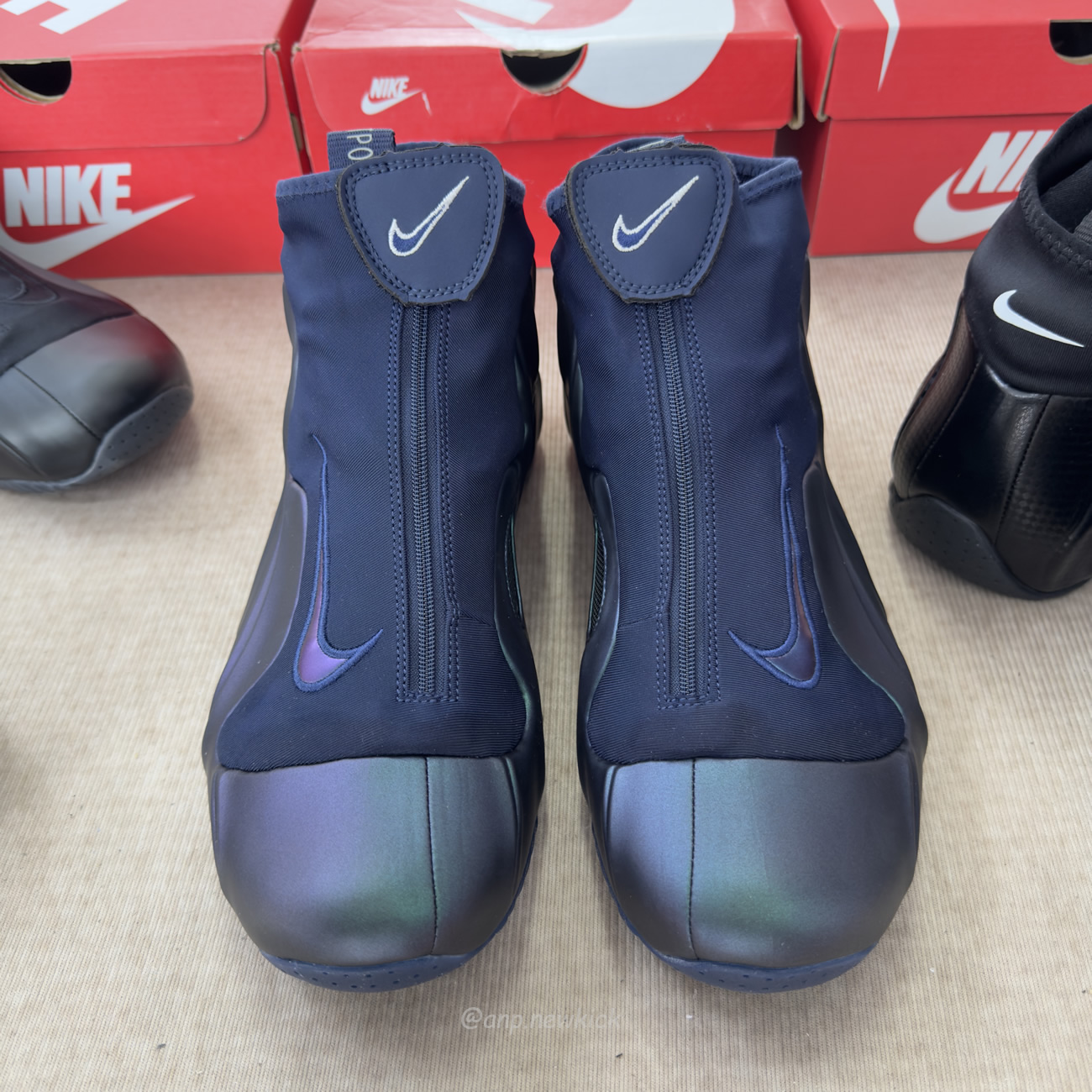 Nike Air Flightposite Jason Kidd Mavericks 2025 Carbon Fiber Black (17) - www.newkick.org Nike Air Flightposite Jason Kidd Mavericks 2025 Carbon Fiber Black (17) - www.newkick.org