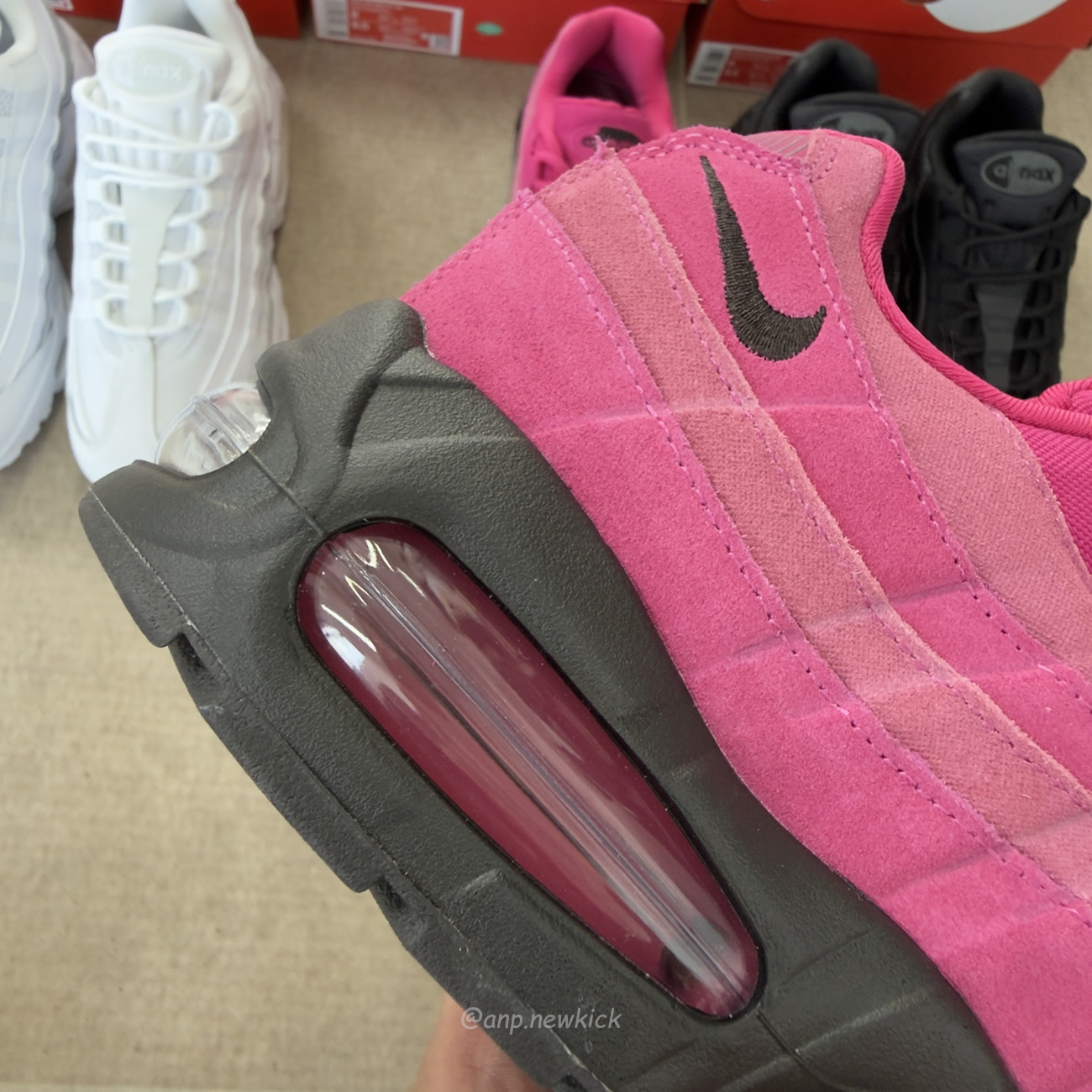 Nike Air Max 95 Og Big Bubble Black Anthracite Triple White Fireberry (13) - www.newkick.org Nike Air Max 95 Og Big Bubble Black Anthracite Triple White Fireberry (13) - www.newkick.org