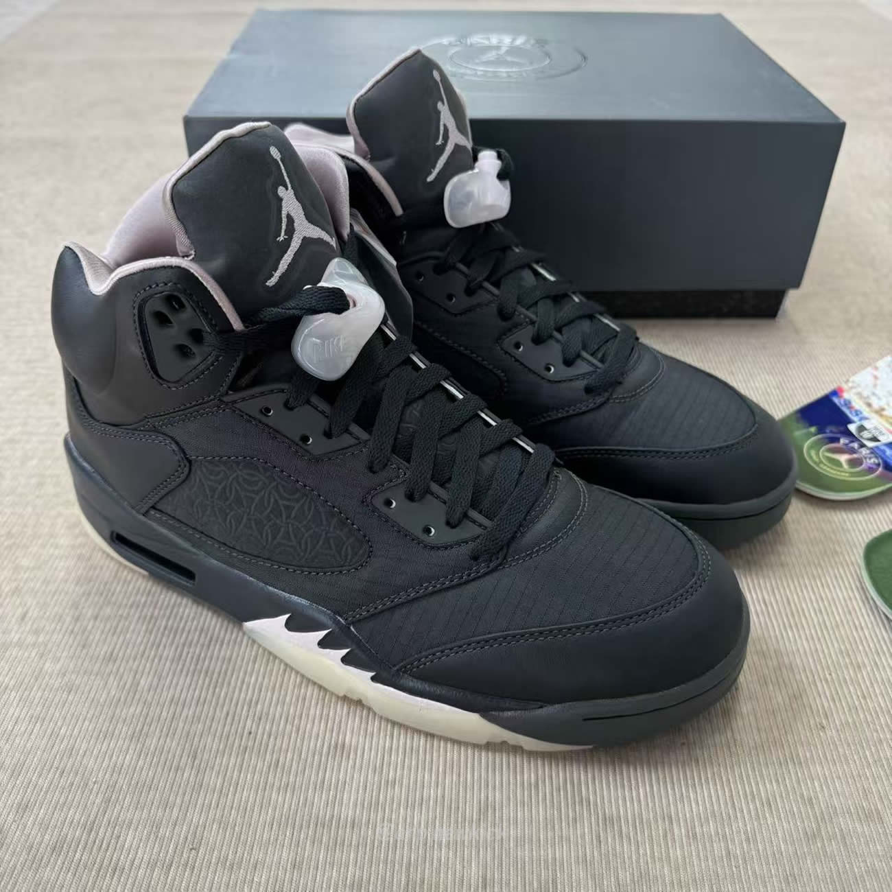 Air Jordan 5 Retro Psg Paris Saint Germain Off Noir Hq3004 001 (7) - www.newkick.org Air Jordan 5 Retro Psg Paris Saint Germain Off Noir Hq3004 001 (7) - www.newkick.org