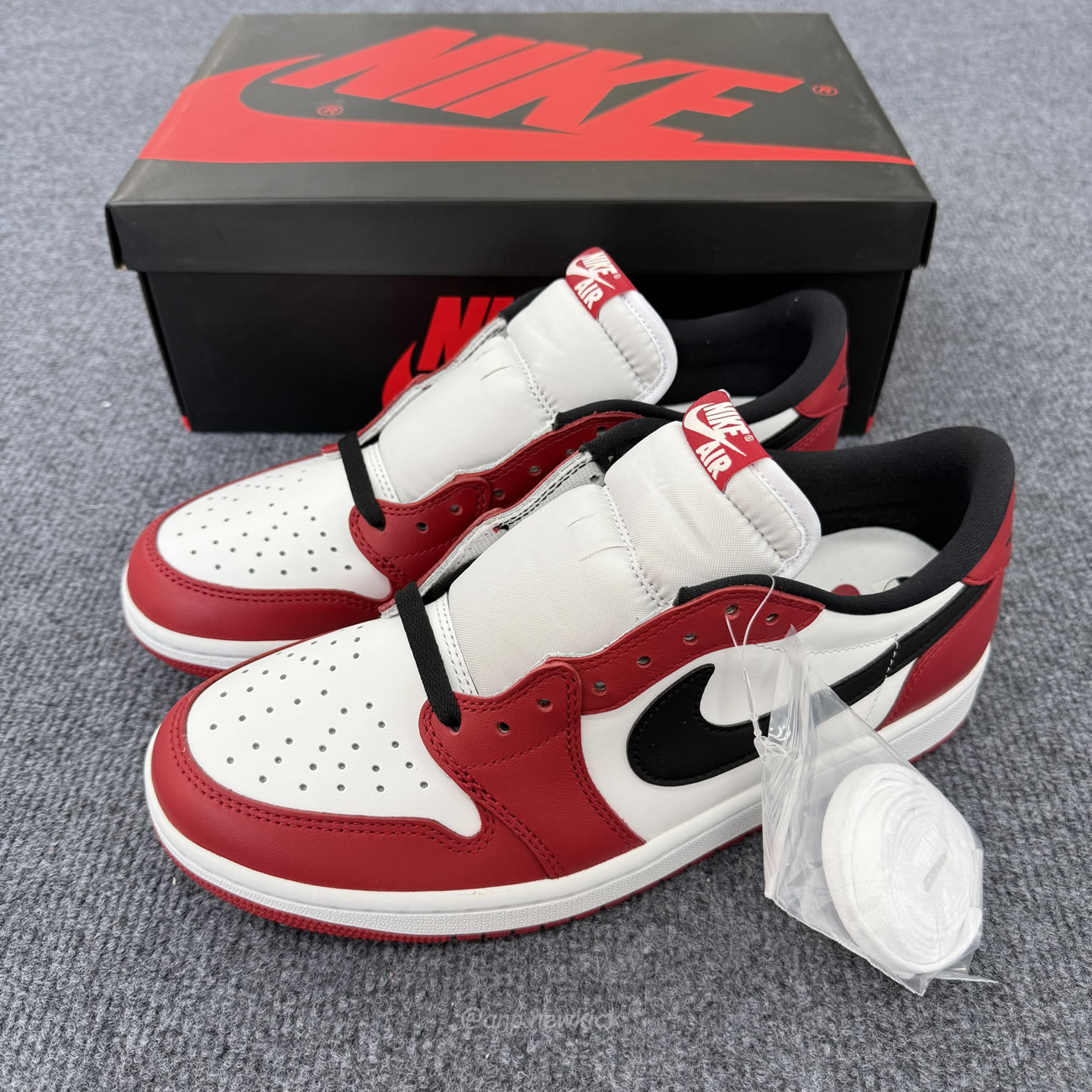 Air Jordan 1 Retro Low Og Chicago 2025 Hq6998 600 (6) - www.newkick.org Air Jordan 1 Retro Low Og Chicago 2025 Hq6998 600 (6) - www.newkick.org