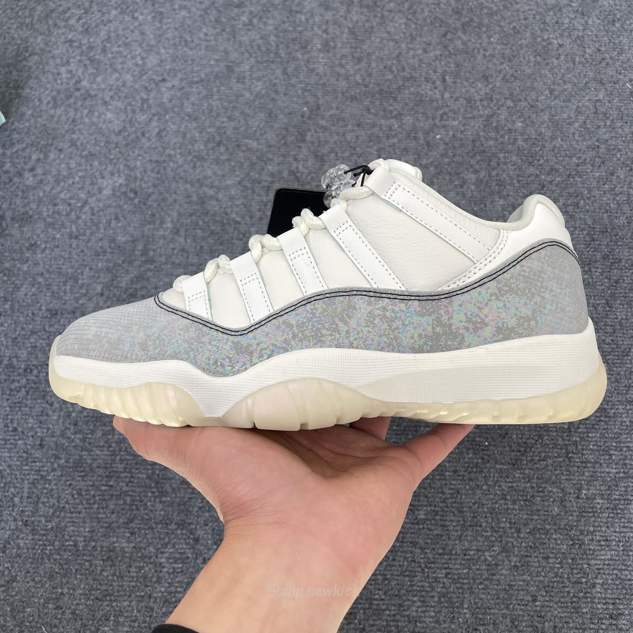 Air Jordan 11 Retro Low Year Of The Snake Hq7000 001 (2) - www.newkick.org Air Jordan 11 Retro Low Year Of The Snake Hq7000 001 (2) - www.newkick.org