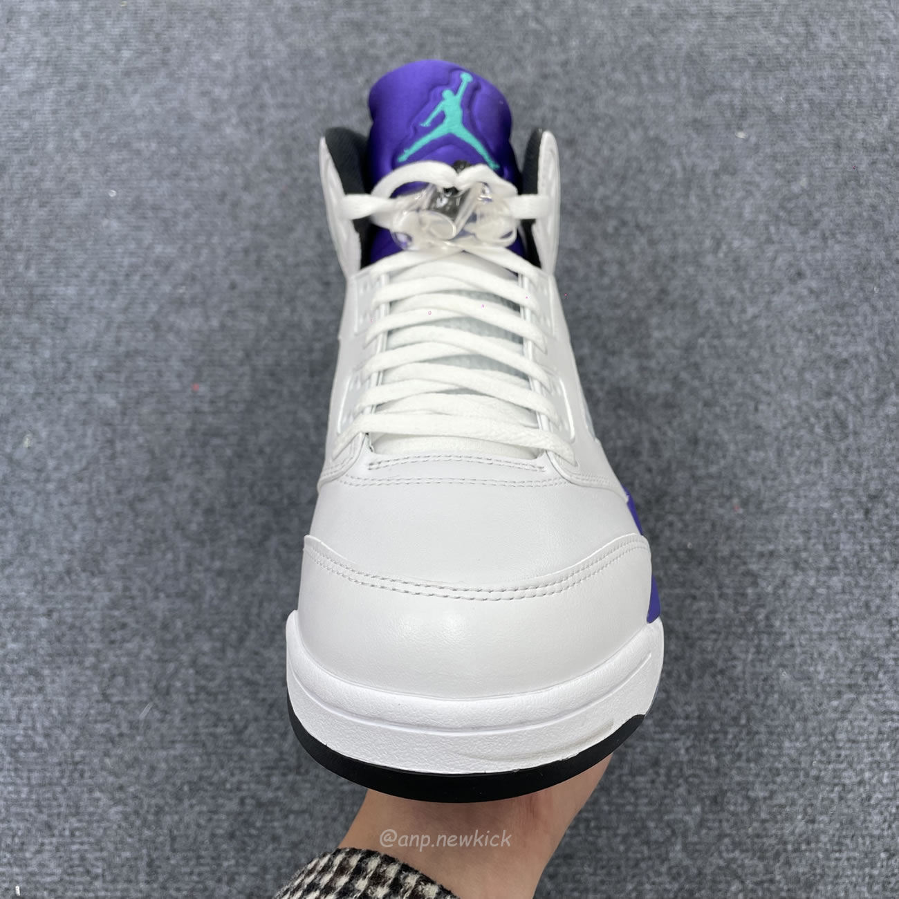 Air Jordan 5 Retro Grape 2025 Hq7978 100 (4) - www.newkick.org