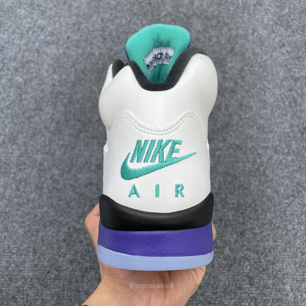 Air Jordan 5 Retro Grape 2025 Hq7978 100 (8) - www.newkick.org