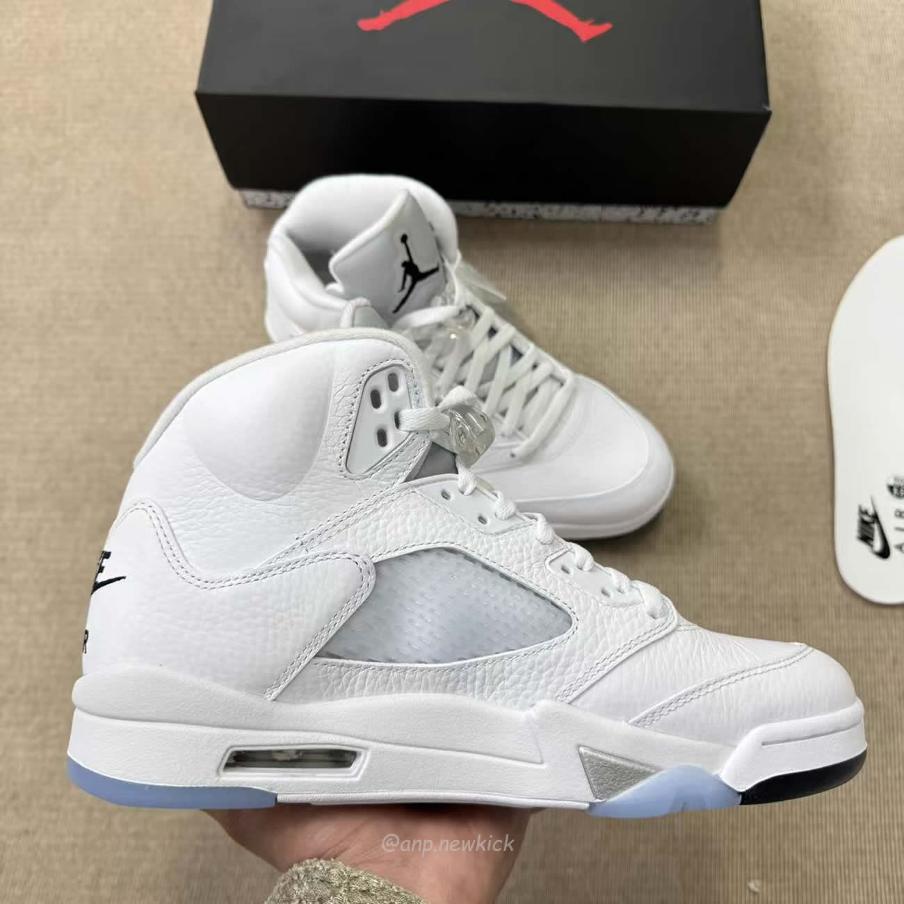 Air Jordan 5 Og White Metallic Hq7978 103 (2) - www.newkick.org Air Jordan 5 Og White Metallic Hq7978 103 (2) - www.newkick.org
