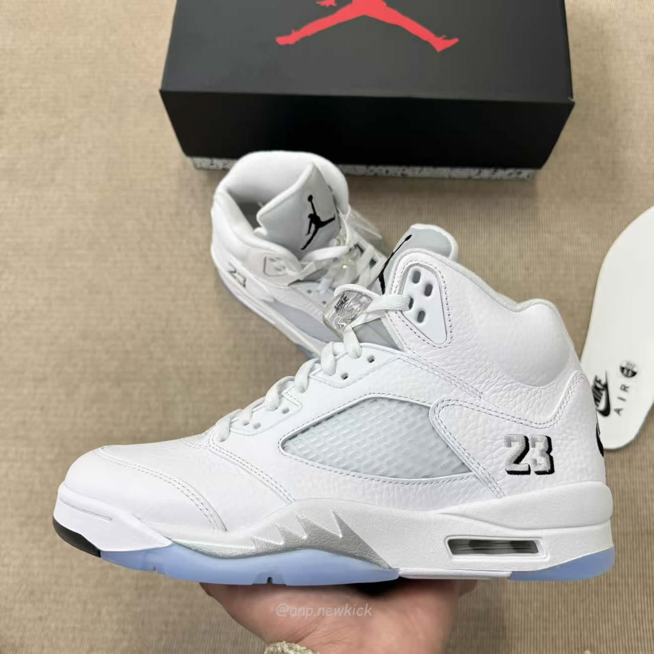 Air Jordan 5 Og White Metallic Hq7978 103 (4) - www.newkick.org Air Jordan 5 Og White Metallic Hq7978 103 (4) - www.newkick.org