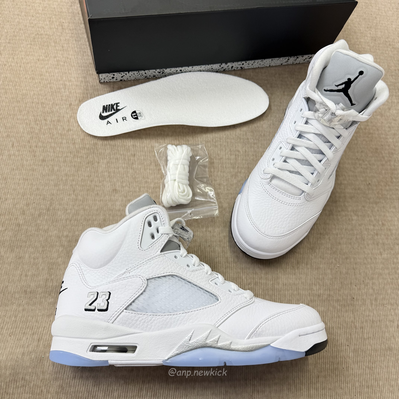 Air Jordan 5 Og White Metallic Hq7978 103 (5) - www.newkick.org Air Jordan 5 Og White Metallic Hq7978 103 (5) - www.newkick.org