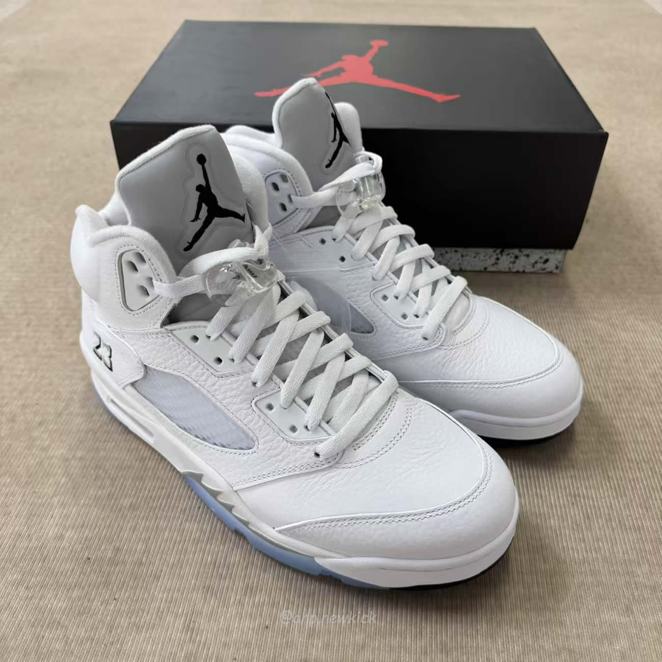 Air Jordan 5 Og White Metallic Hq7978 103 (6) - www.newkick.org Air Jordan 5 Og White Metallic Hq7978 103 (6) - www.newkick.org