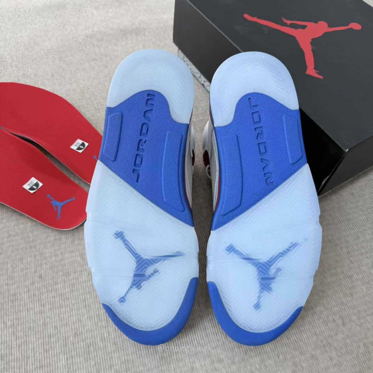 Air Jordan 5 Retro White Blue Red Hq7978 102 (8) - www.newkick.org Air Jordan 5 Retro White Blue Red Hq7978 102 (8) - www.newkick.org