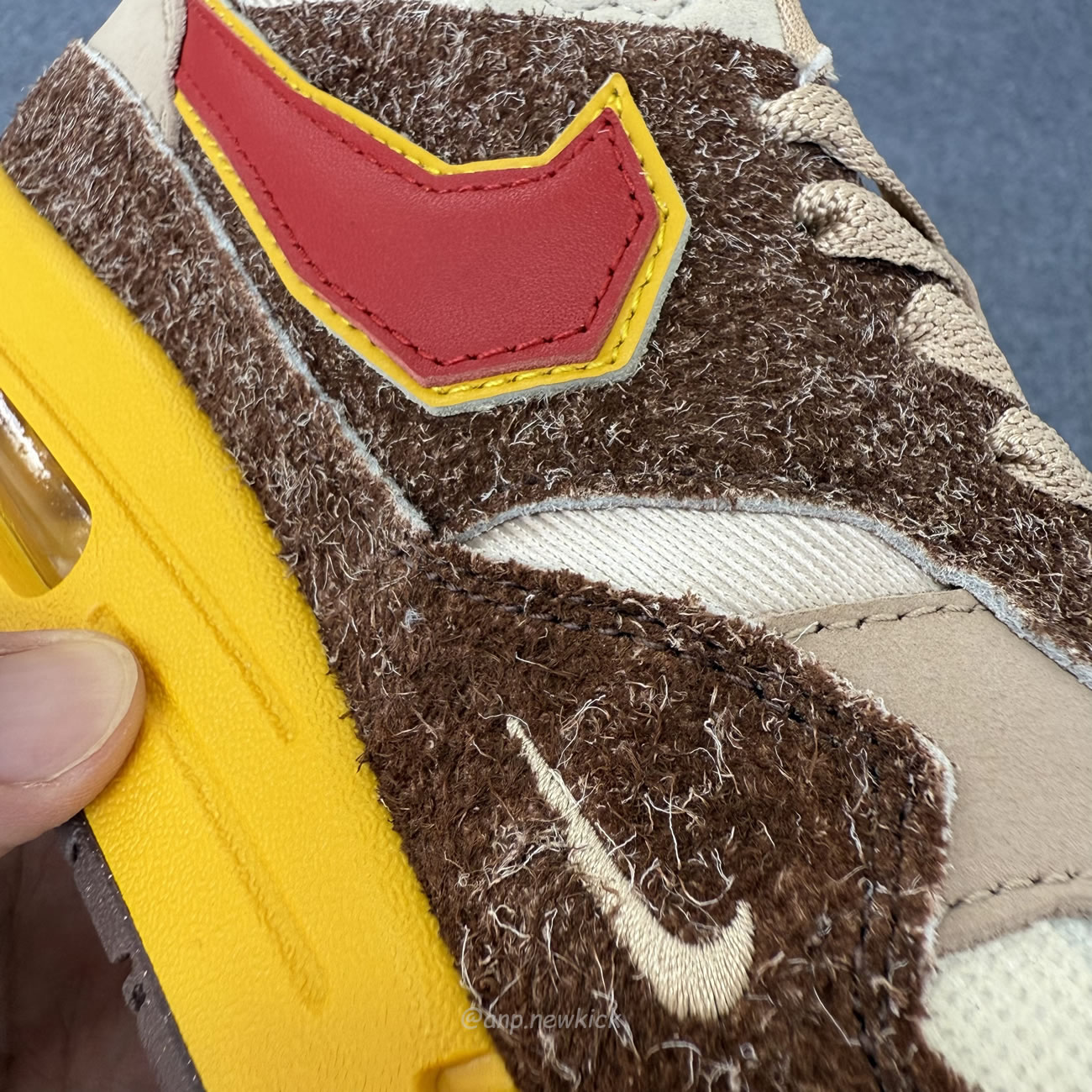 Nike Air Max 1 .swoosh Low Poly Big Head Origins Hv5776 200 (11) - www.newkick.org Nike Air Max 1 .swoosh Low Poly Big Head Origins Hv5776 200 (11) - www.newkick.org