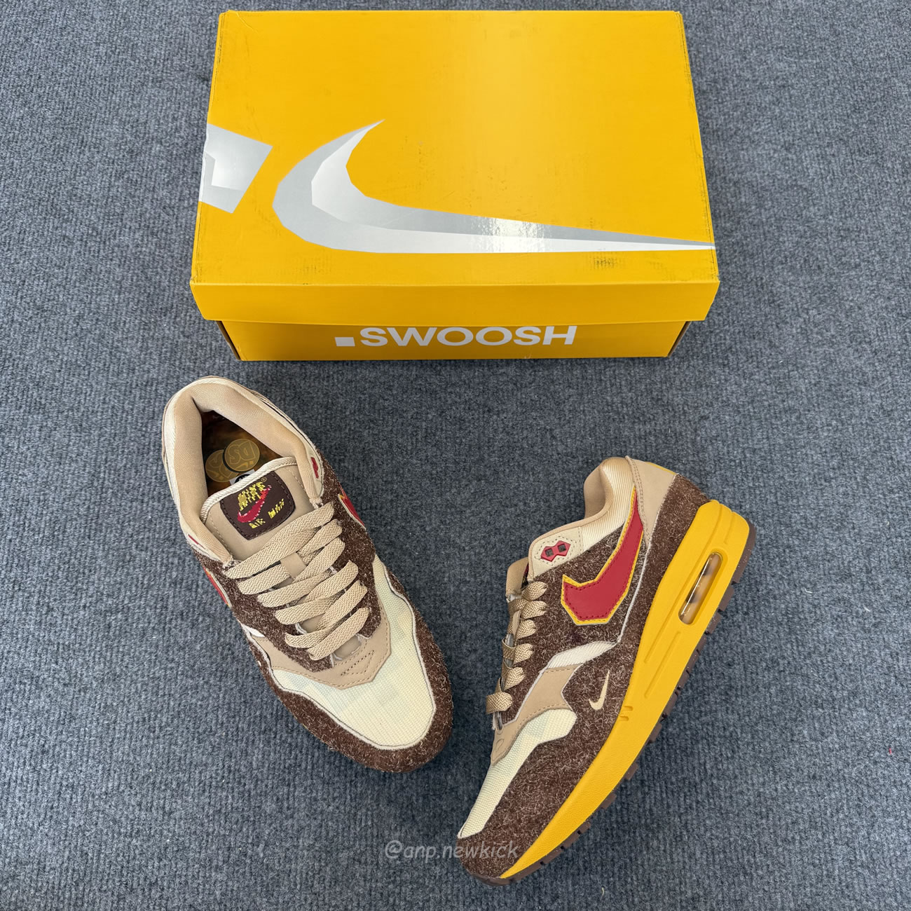 Nike Air Max 1 .swoosh Low Poly Big Head Origins Hv5776 200 (12) - www.newkick.org Nike Air Max 1 .swoosh Low Poly Big Head Origins Hv5776 200 (12) - www.newkick.org