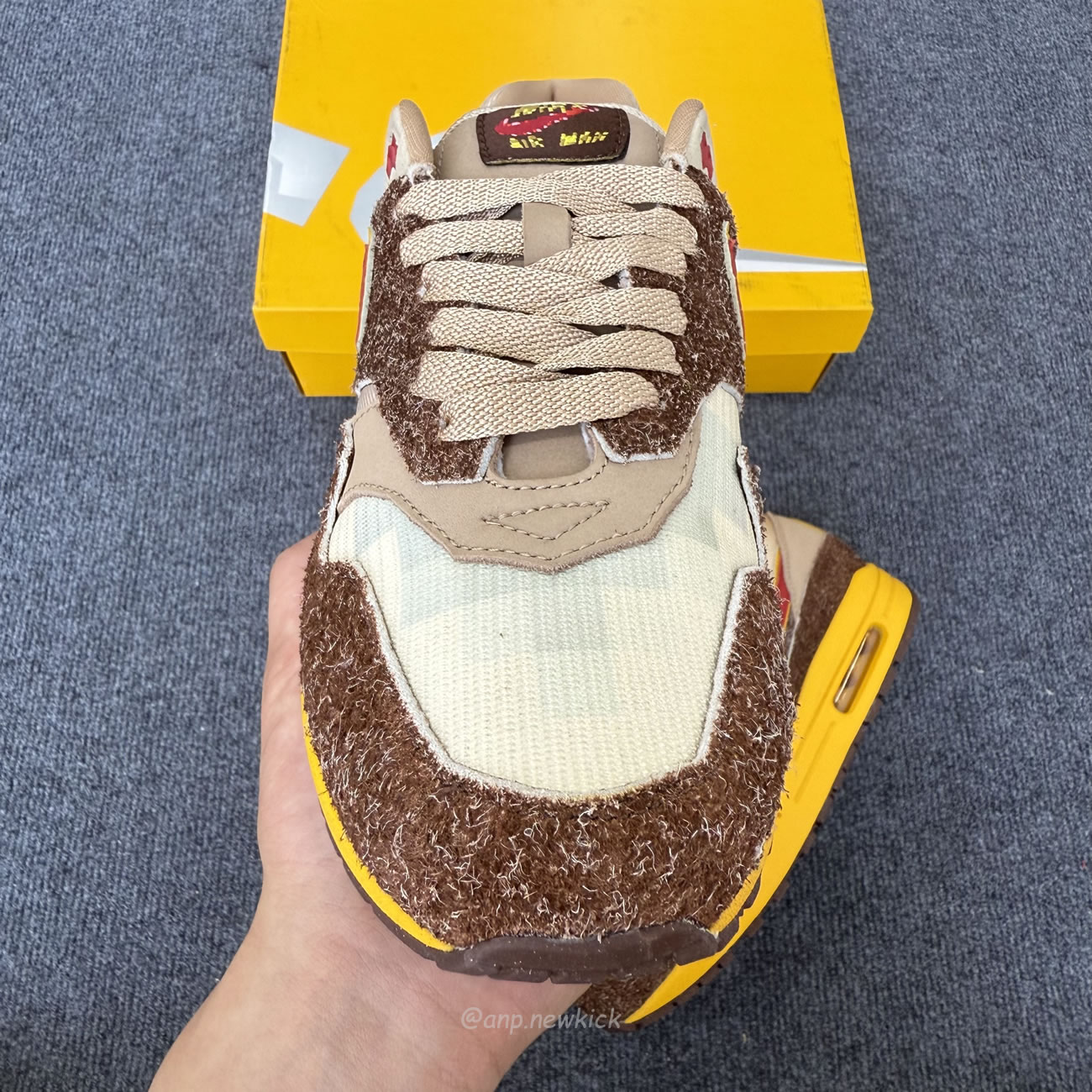 Nike Air Max 1 .swoosh Low Poly Big Head Origins Hv5776 200 (8) - www.newkick.org Nike Air Max 1 .swoosh Low Poly Big Head Origins Hv5776 200 (8) - www.newkick.org