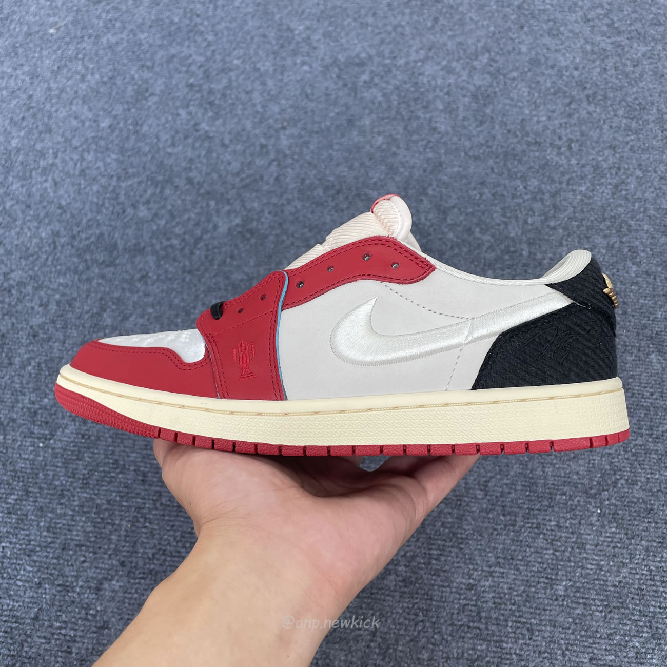 Air Jordan 1 Retro Low Og Trophy Room Rookie Card Home Hv6157 100 (3) - www.newkick.vip Air Jordan 1 Retro Low Og Trophy Room Rookie Card Home Hv6157 100 (3) - www.newkick.vip