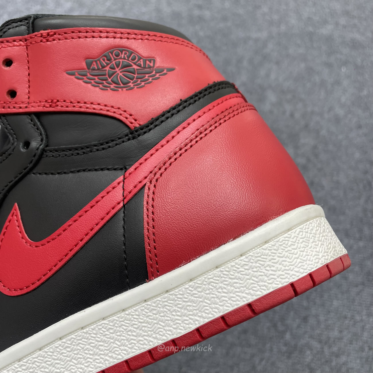 Air Jordan 1 High 85 Bred 2025 Hv6674 067 (2) - www.newkick.org Air Jordan 1 High 85 Bred 2025 Hv6674 067 (2) - www.newkick.org