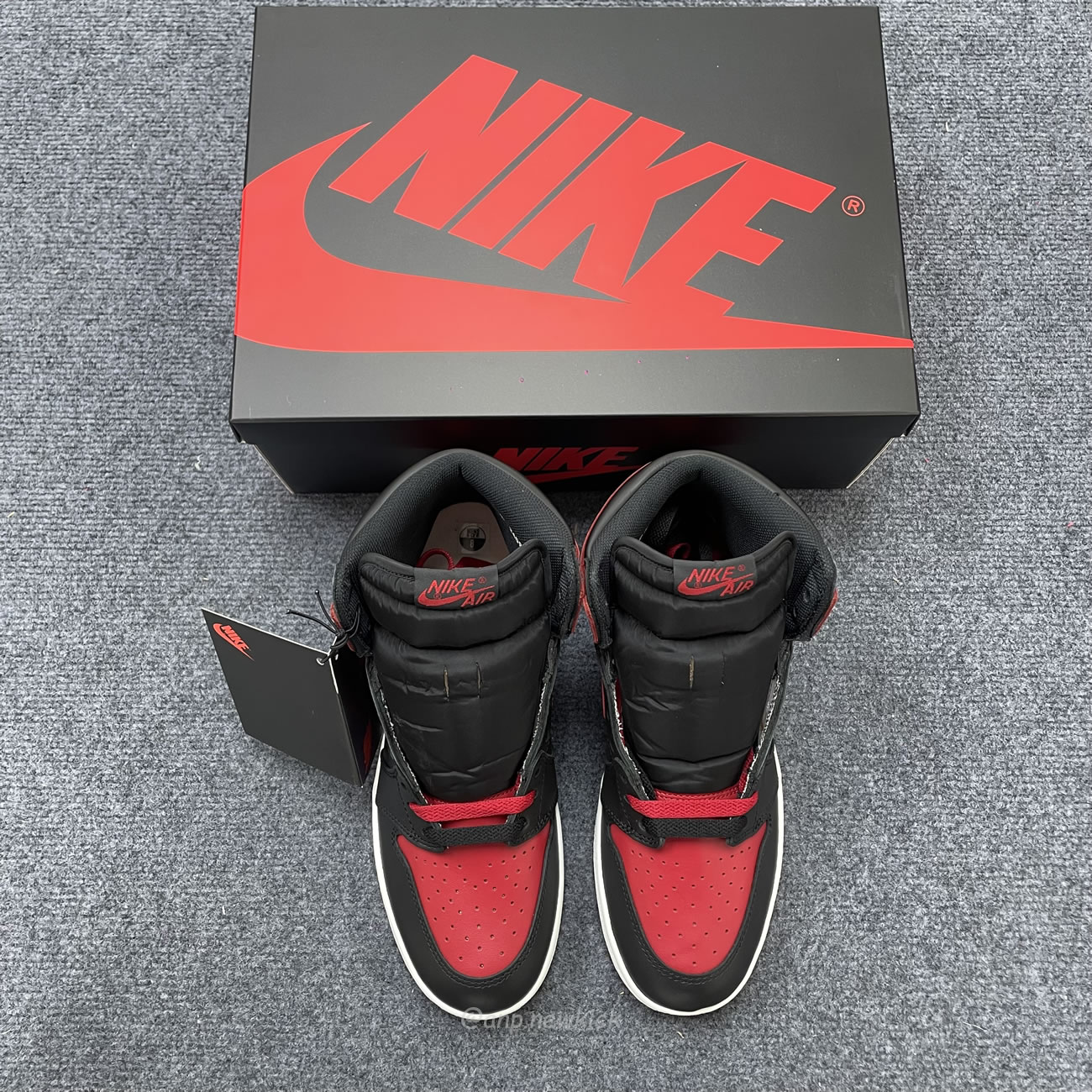 Air Jordan 1 High 85 Bred 2025 Hv6674 067 (5) - www.newkick.org Air Jordan 1 High 85 Bred 2025 Hv6674 067 (5) - www.newkick.org