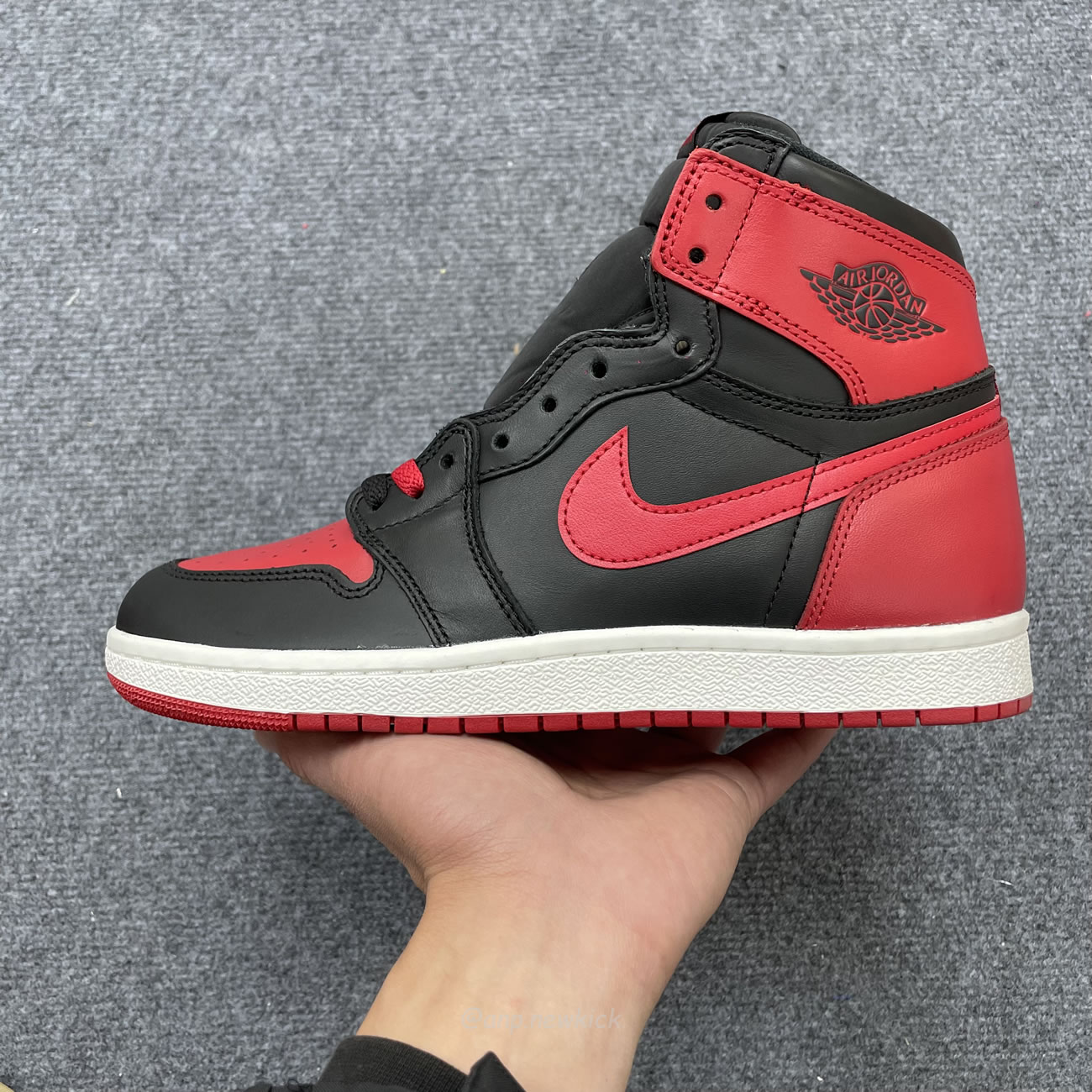 Air Jordan 1 High 85 Bred 2025 Hv6674 067 (8) - www.newkick.org Air Jordan 1 High 85 Bred 2025 Hv6674 067 (8) - www.newkick.org