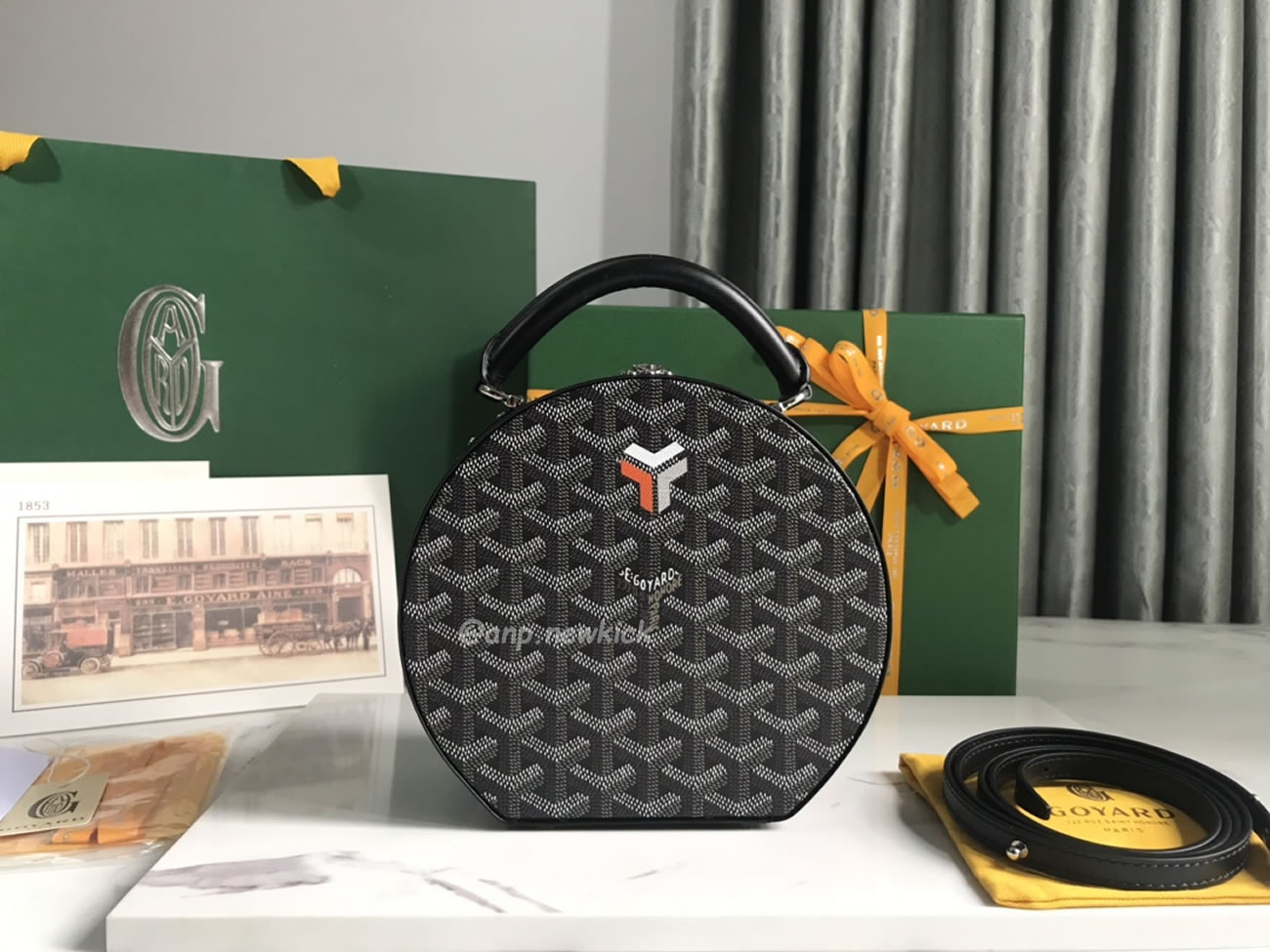 Goyard Alto Hat Box Bag 16.5 Cm X 7 Cm X 18 Cm (17) - www.newkick.vip Goyard Alto Hat Box Bag 16.5 Cm X 7 Cm X 18 Cm (17) - www.newkick.vip