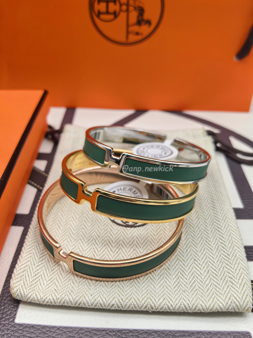 Hermès Bracelets For Women (23) - www.newkick.org Hermès Bracelets For Women (23) - www.newkick.org