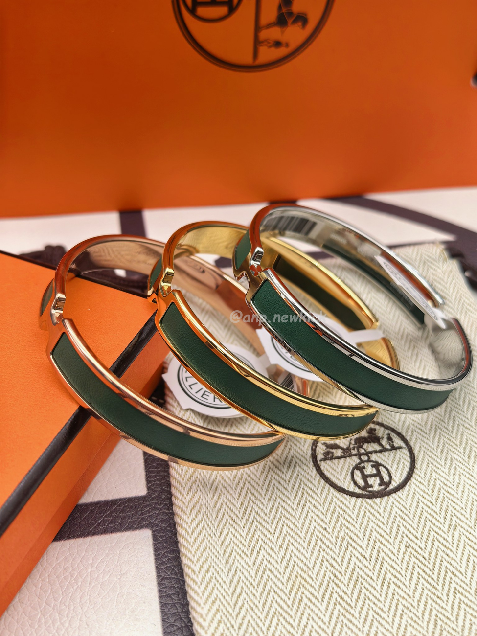 Hermès Bracelets For Women (27) - www.newkick.org Hermès Bracelets For Women (27) - www.newkick.org