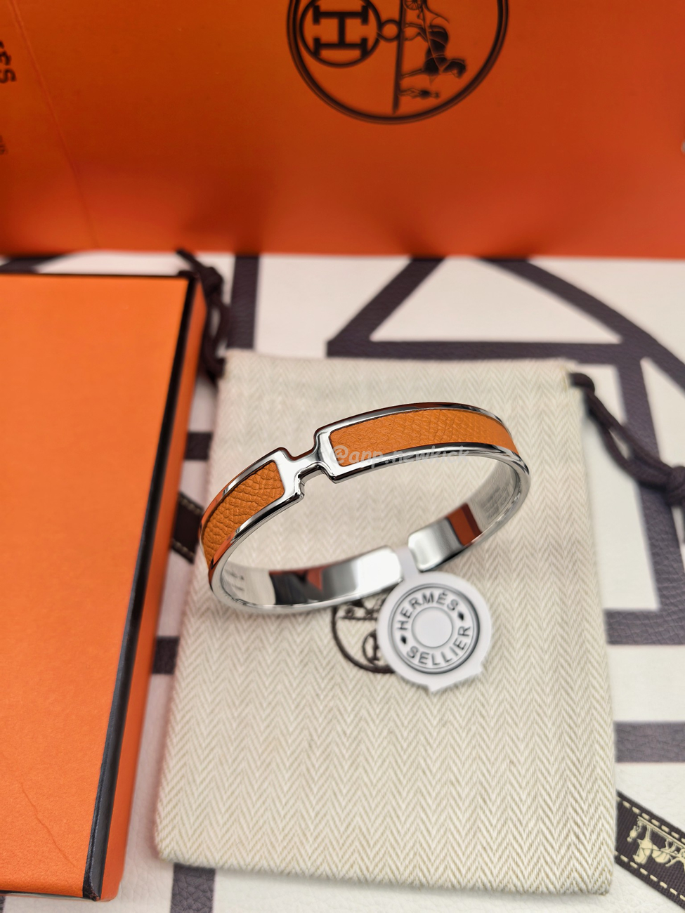 Hermès Bracelets For Women (3) - www.newkick.org Hermès Bracelets For Women (3) - www.newkick.org