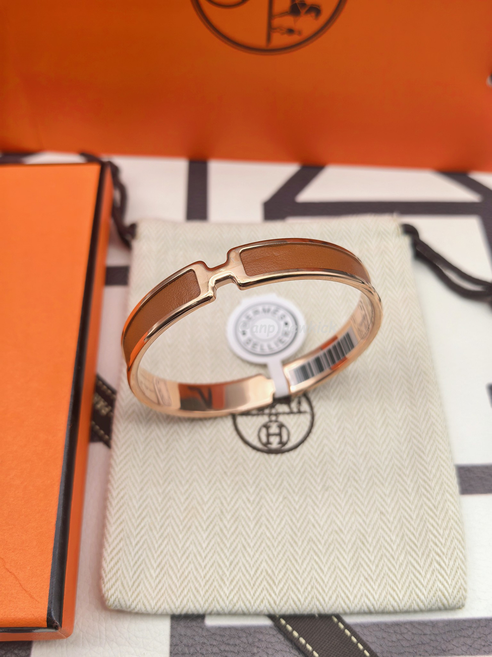 Hermès Bracelets For Women (31) - www.newkick.org Hermès Bracelets For Women (31) - www.newkick.org