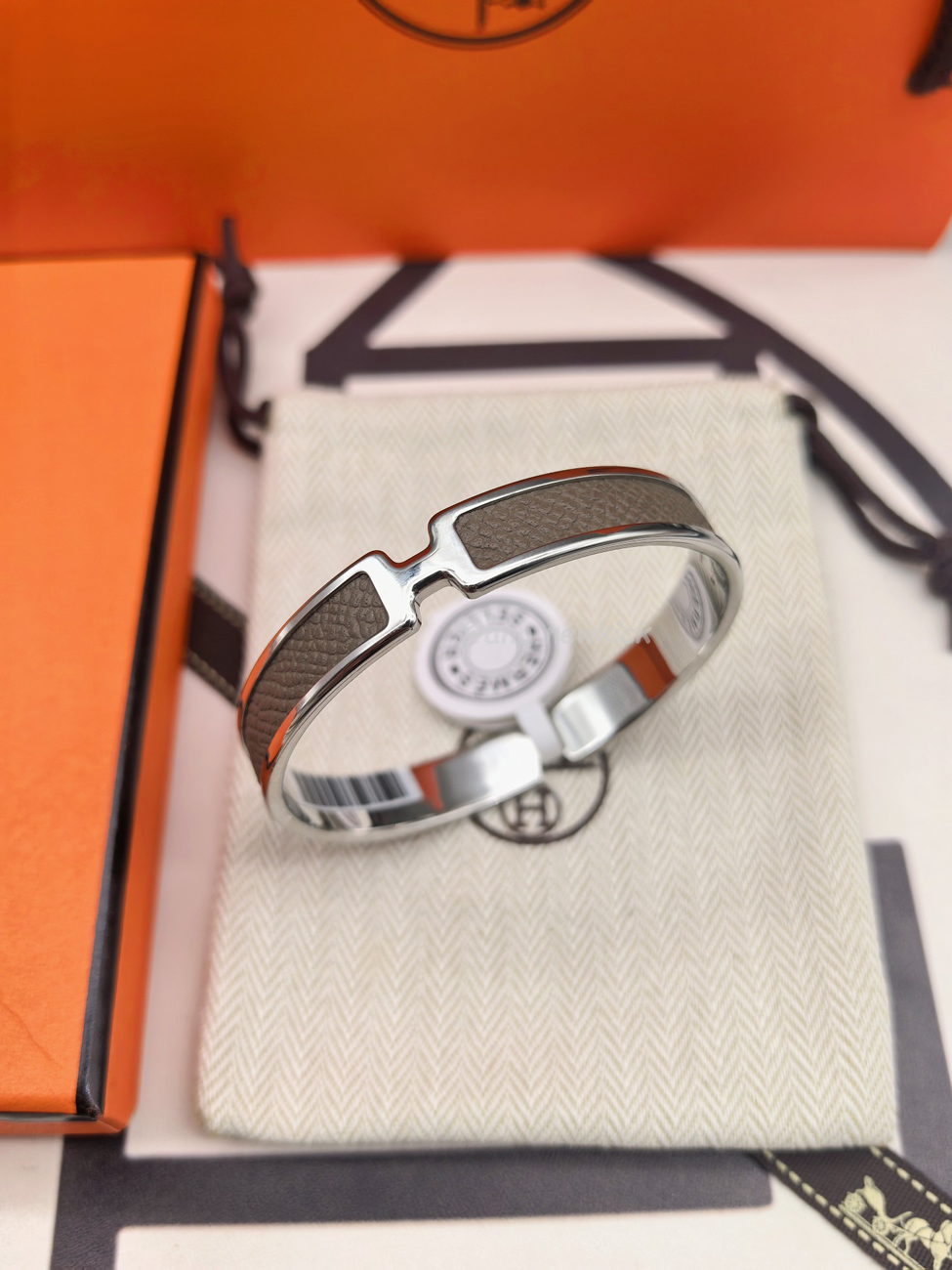 Hermès Bracelets For Women (34) - www.newkick.org Hermès Bracelets For Women (34) - www.newkick.org