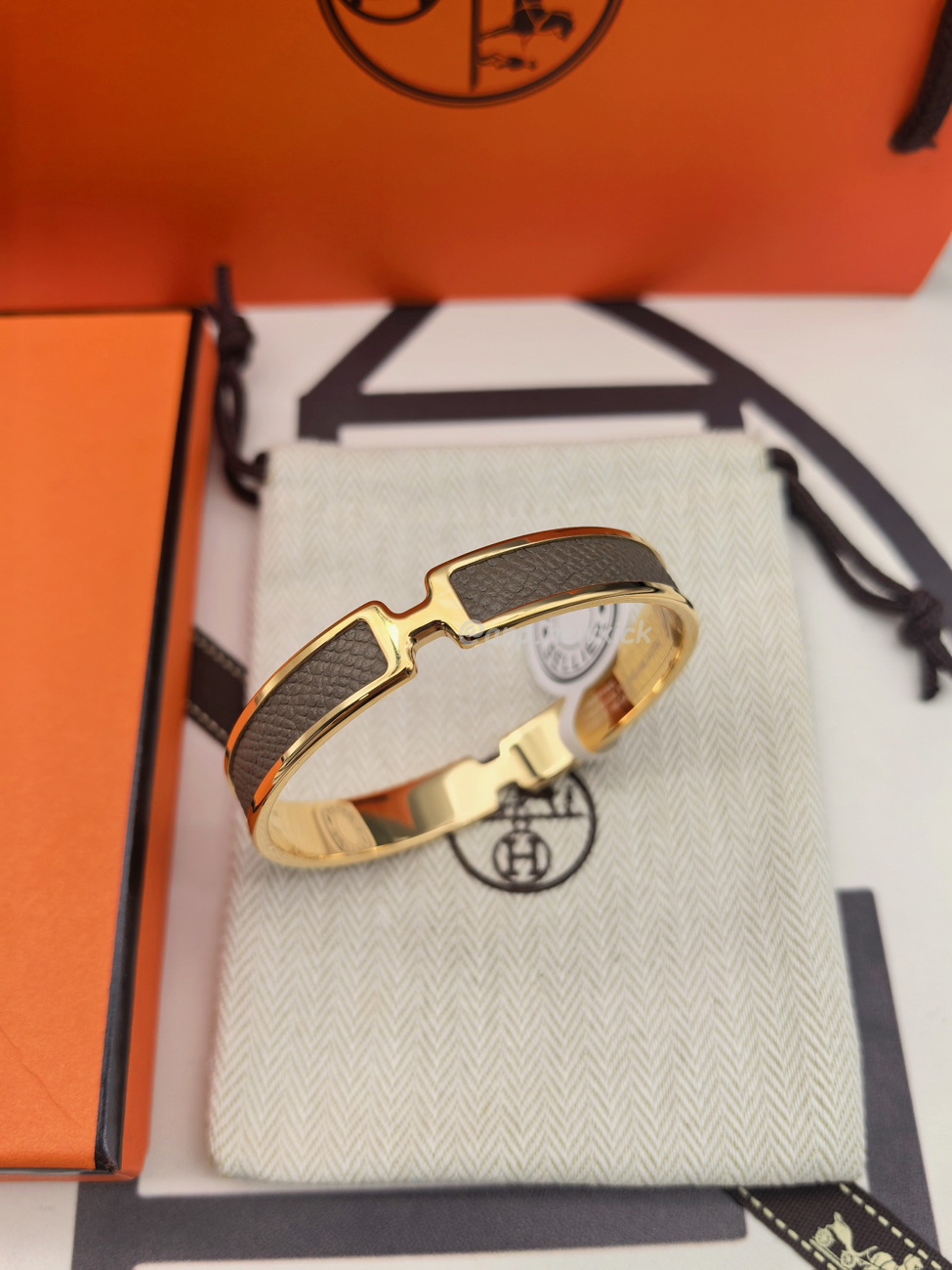 Hermès Bracelets For Women (35) - www.newkick.org Hermès Bracelets For Women (35) - www.newkick.org