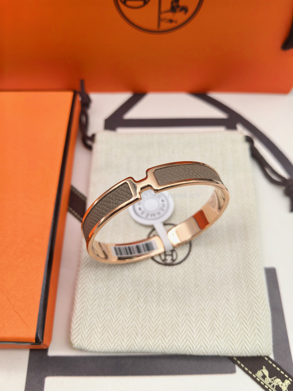 Hermès Bracelets For Women (36) - www.newkick.org Hermès Bracelets For Women (36) - www.newkick.org
