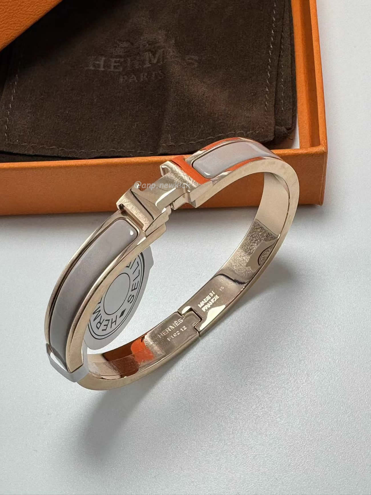 Hermès Clic H Bracelet (15) - www.newkick.org Hermès Clic H Bracelet (15) - www.newkick.org