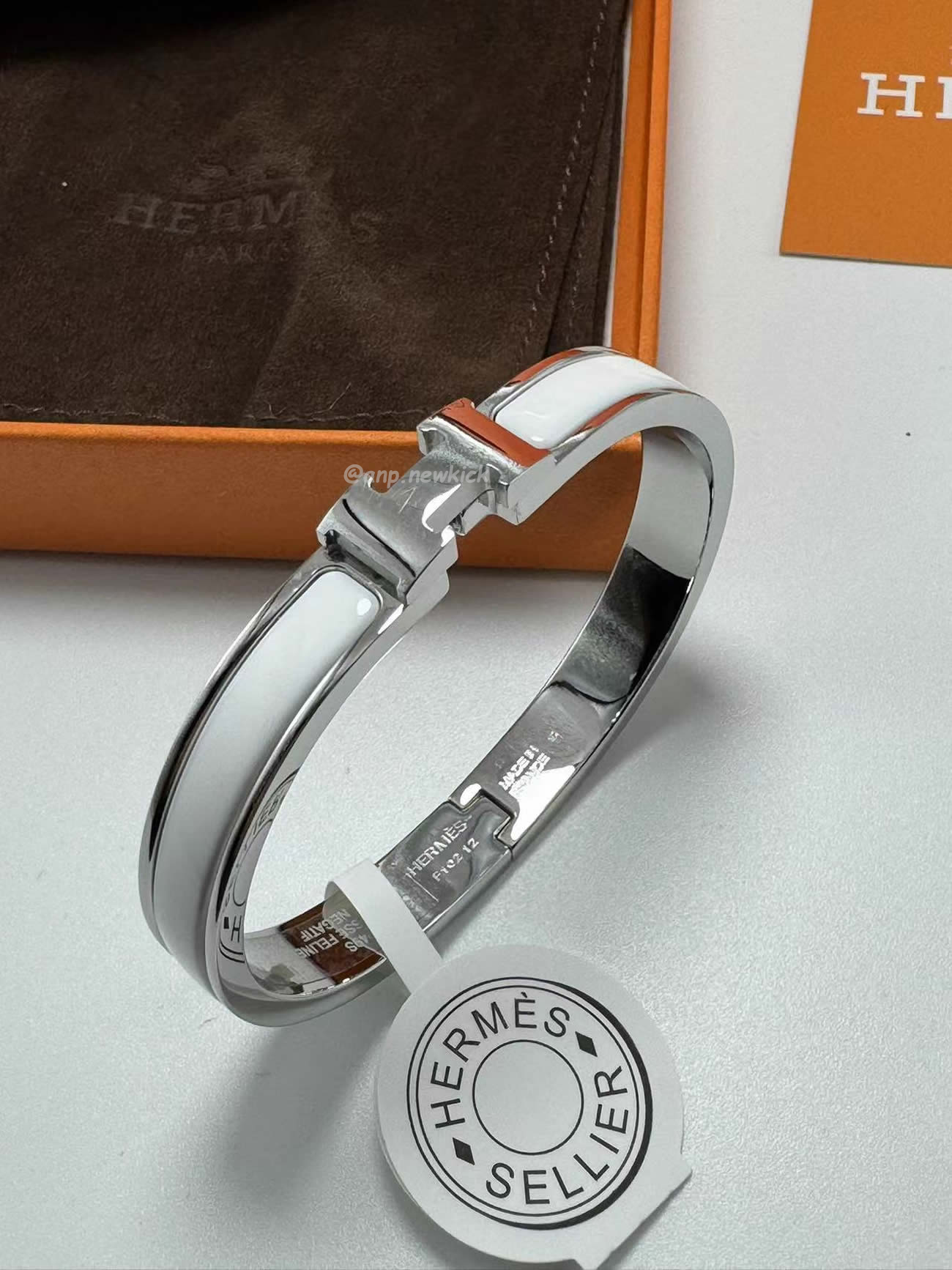 Hermès Clic H Bracelet (2) - www.newkick.org Hermès Clic H Bracelet (2) - www.newkick.org