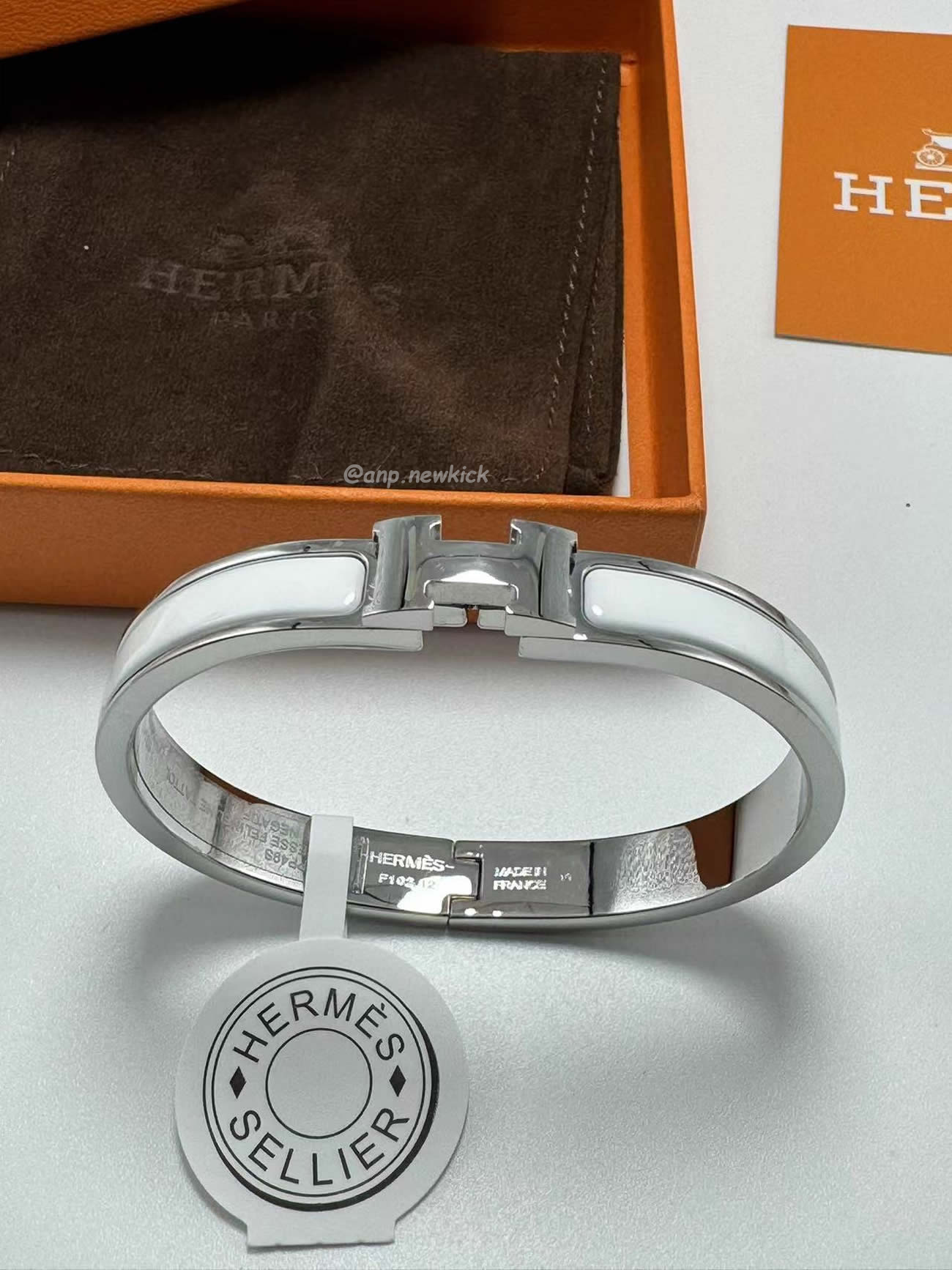 Hermès Clic H Bracelet (3) - www.newkick.org Hermès Clic H Bracelet (3) - www.newkick.org