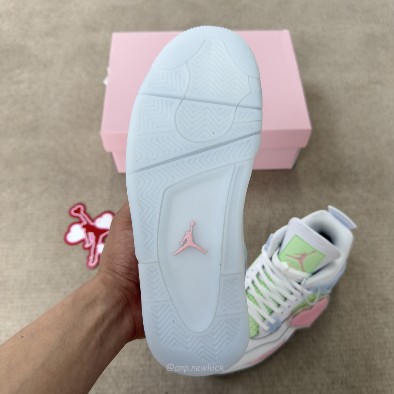 Air Jordan 4 Retro Valentines Day 2026 Ib7068 100 (2) - www.newkick.org Air Jordan 4 Retro Valentines Day 2026 Ib7068 100 (2) - www.newkick.org