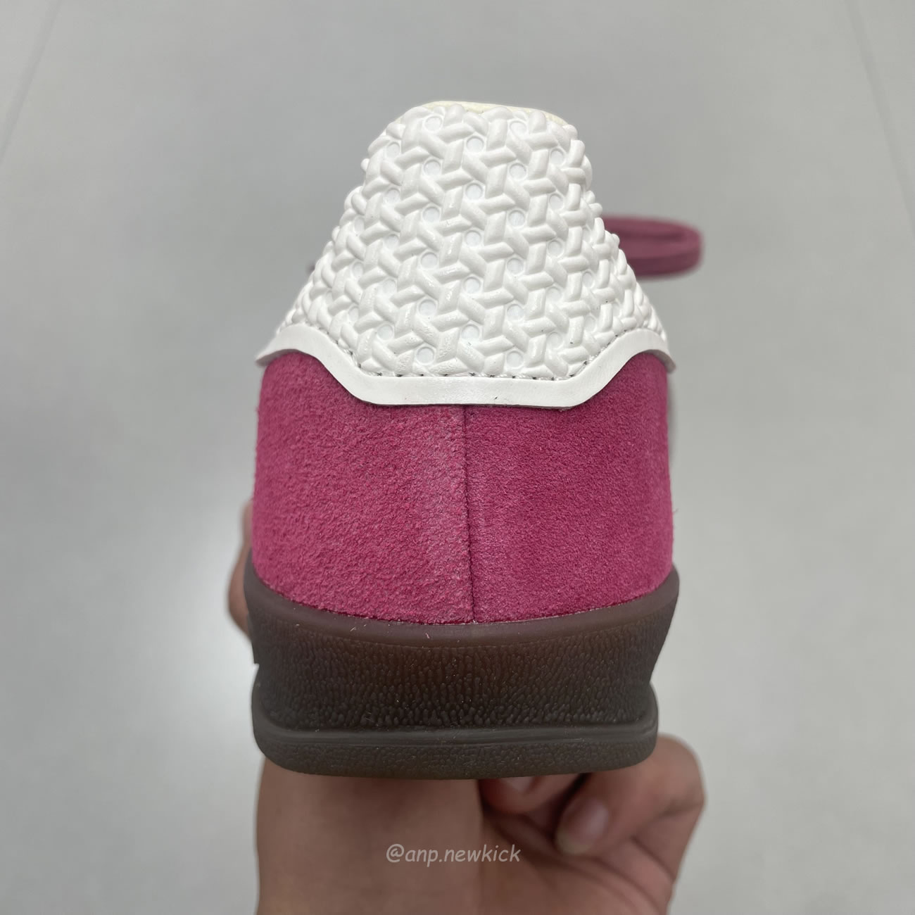 Adidas Gazelle Indoor Pink Cloud White If1809 (9) - www.newkick.vip Adidas Gazelle Indoor Pink Cloud White If1809 (9) - www.newkick.vip