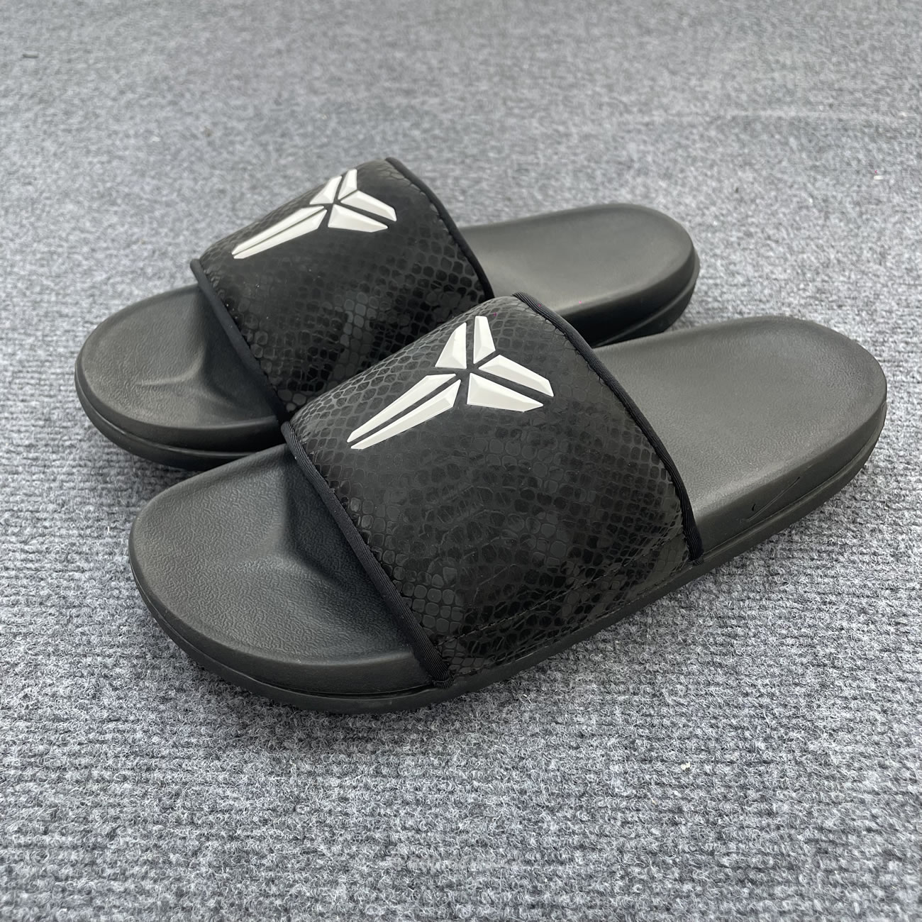 Nike Offcourt Slide Kobe Bryant Dodgers If2870 400 (14) - www.newkick.vip Nike Offcourt Slide Kobe Bryant Dodgers If2870 400 (14) - www.newkick.vip