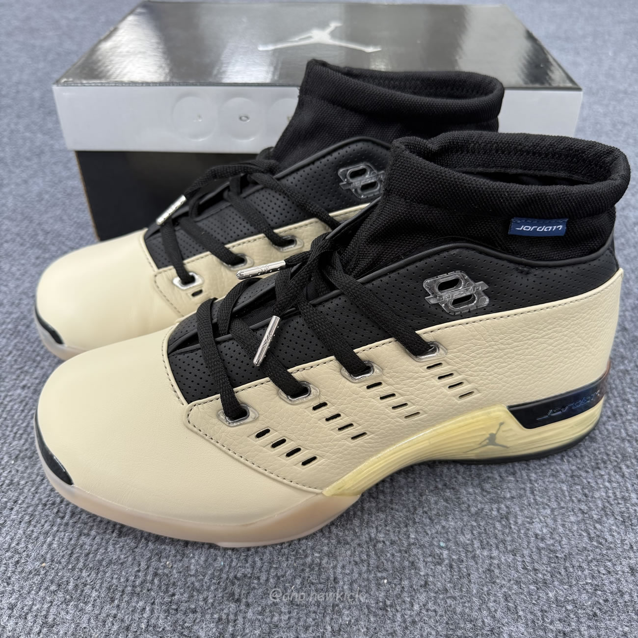 Air Jordan 17 Retro Low Sp Infinite Archives Ih0177 200 (7) - www.newkick.org Air Jordan 17 Retro Low Sp Infinite Archives Ih0177 200 (7) - www.newkick.org