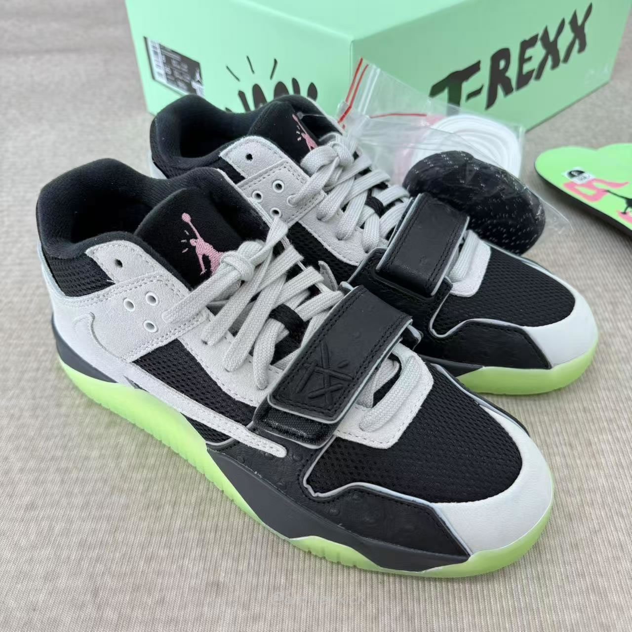 Air Jordan Jumpman Jack Tr Travis Scott X Chase B Black Night Silver Ih7971 001 (6) - www.newkick.org Air Jordan Jumpman Jack Tr Travis Scott X Chase B Black Night Silver Ih7971 001 (6) - www.newkick.org