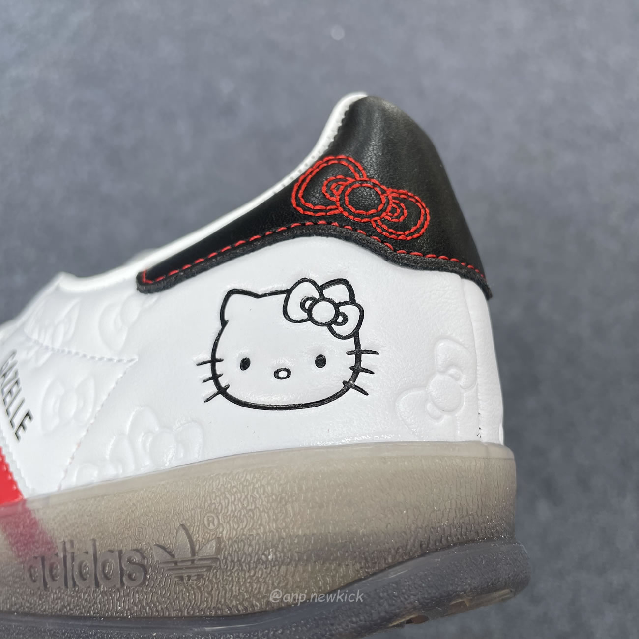Adidas Gazelle Indoor Hello Kitty Womens Ii0013 (3) - www.newkick.org