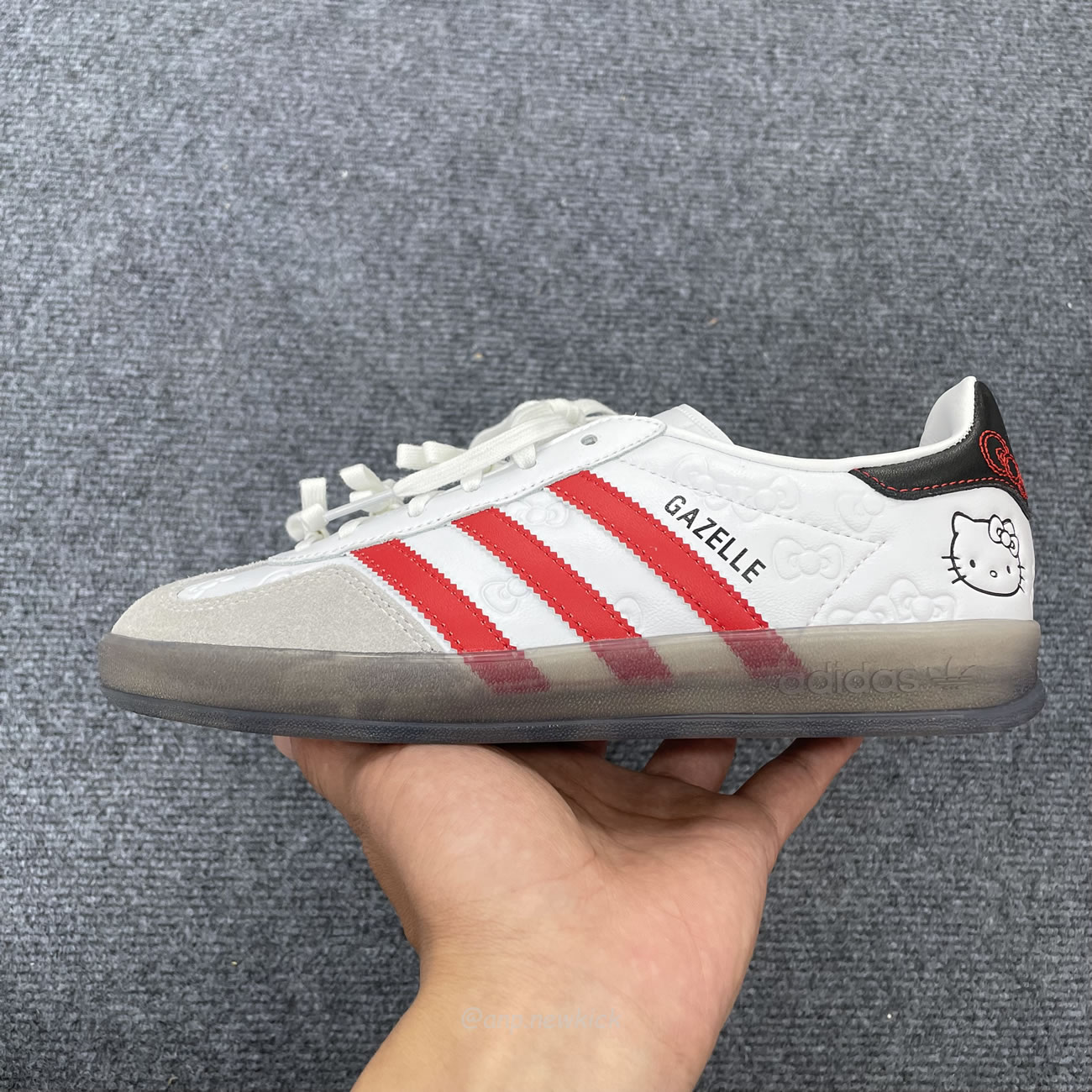 Adidas Gazelle Indoor Hello Kitty Womens Ii0013 (5) - www.newkick.org