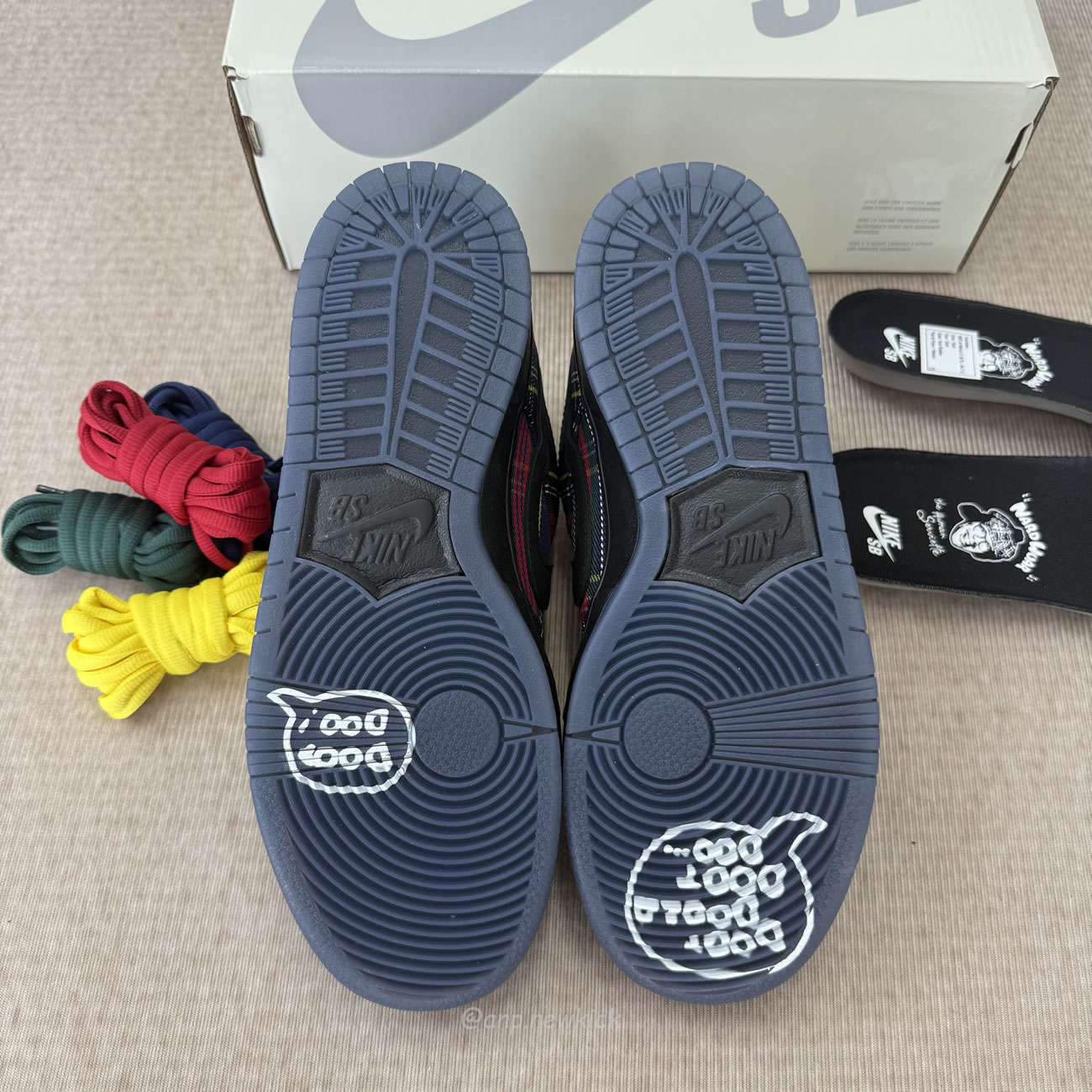 Nike Sb Dunk Low Nardwuar Ii1493 600 (10) - www.newkick.org Nike Sb Dunk Low Nardwuar Ii1493 600 (10) - www.newkick.org