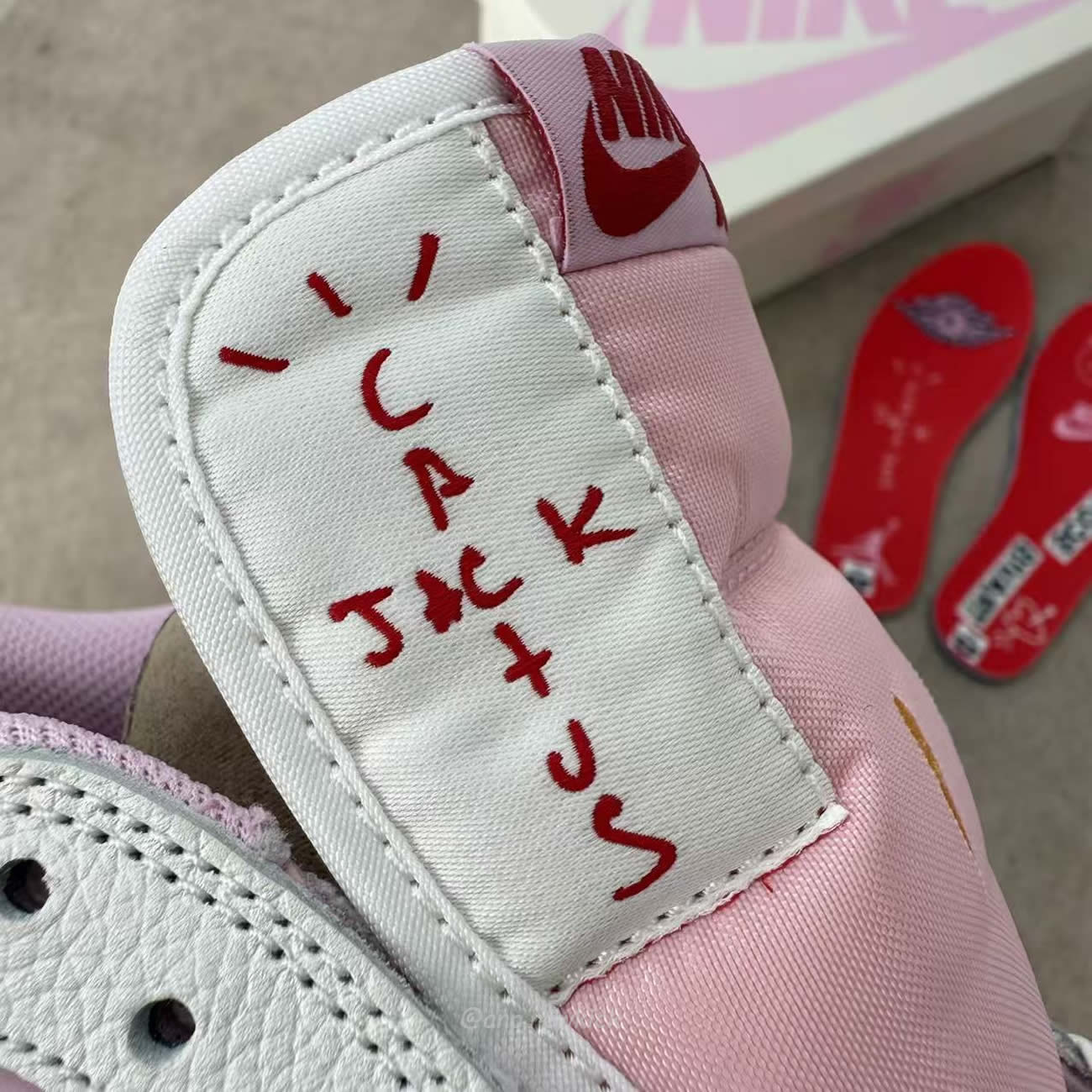 Air Jordan 1 Retro Low Og Sp Travis Scott Shy Pink Iq7604 101 (2) - www.newkick.org Air Jordan 1 Retro Low Og Sp Travis Scott Shy Pink Iq7604 101 (2) - www.newkick.org