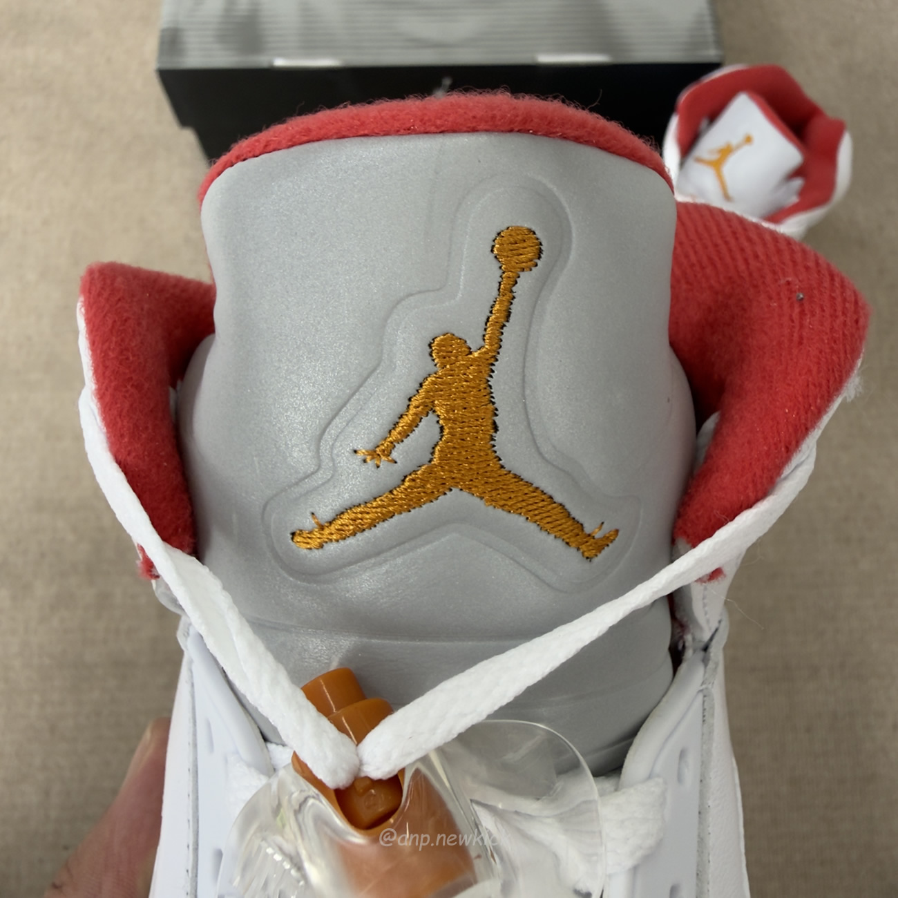 Air Jordan 5 Retro White Sunset Iv5678 102 (2) - www.newkick.org Air Jordan 5 Retro White Sunset Iv5678 102 (2) - www.newkick.org