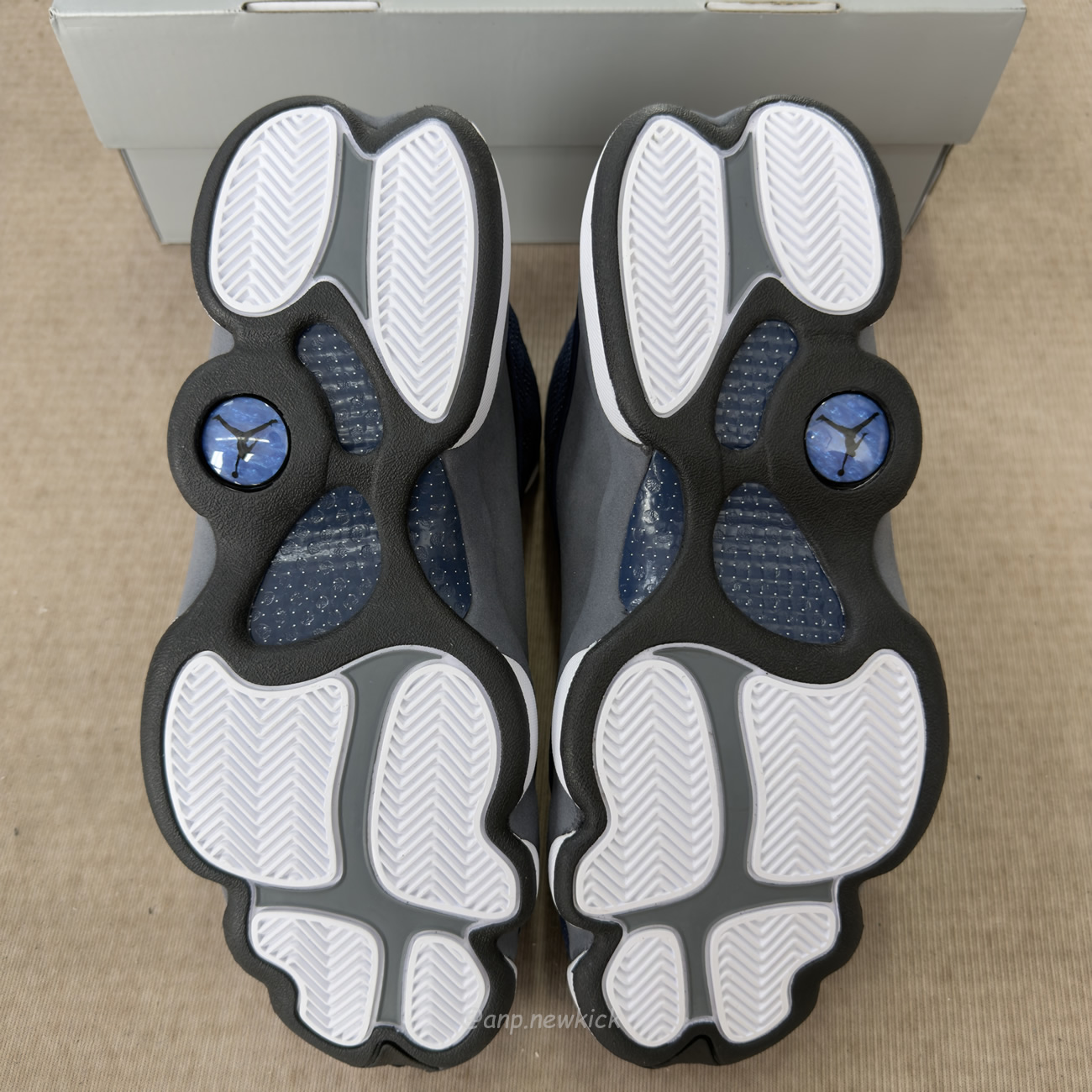 Air Jordan 13 Retro Flint 2026 Iw3808 400 (9) - www.newkick.org Air Jordan 13 Retro Flint 2026 Iw3808 400 (9) - www.newkick.org