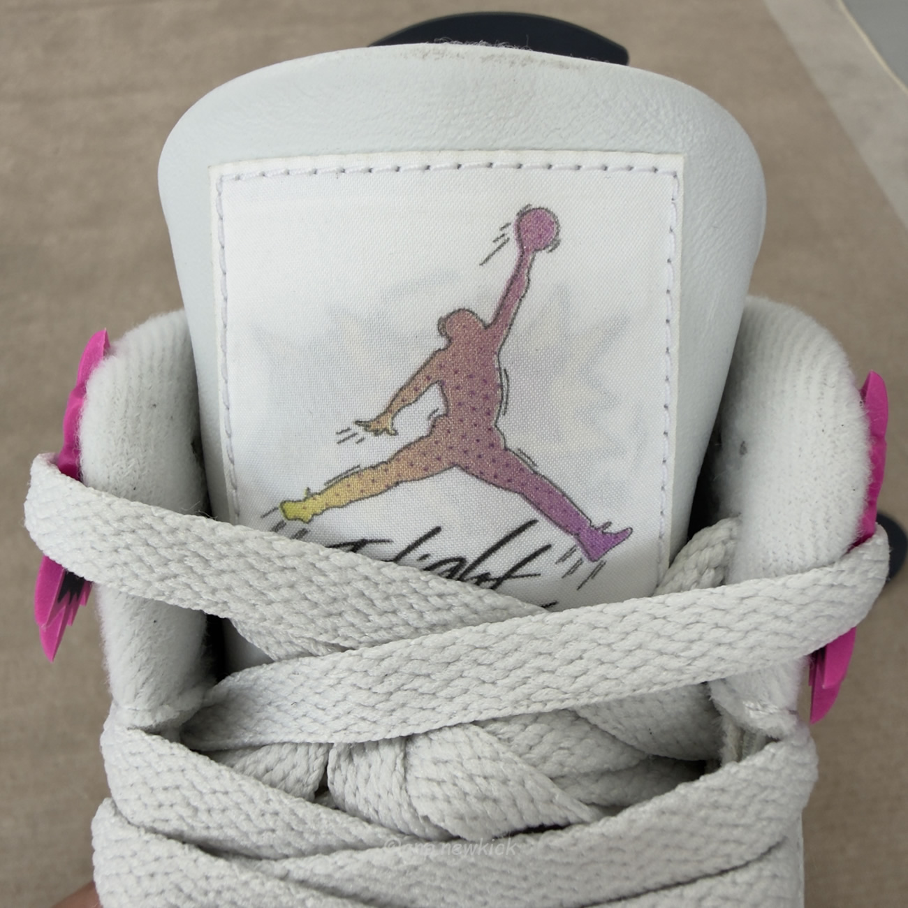 Air Jordan 4 Retro Comic Ja1135 100 (9) - www.newkick.org Air Jordan 4 Retro Comic Ja1135 100 (9) - www.newkick.org