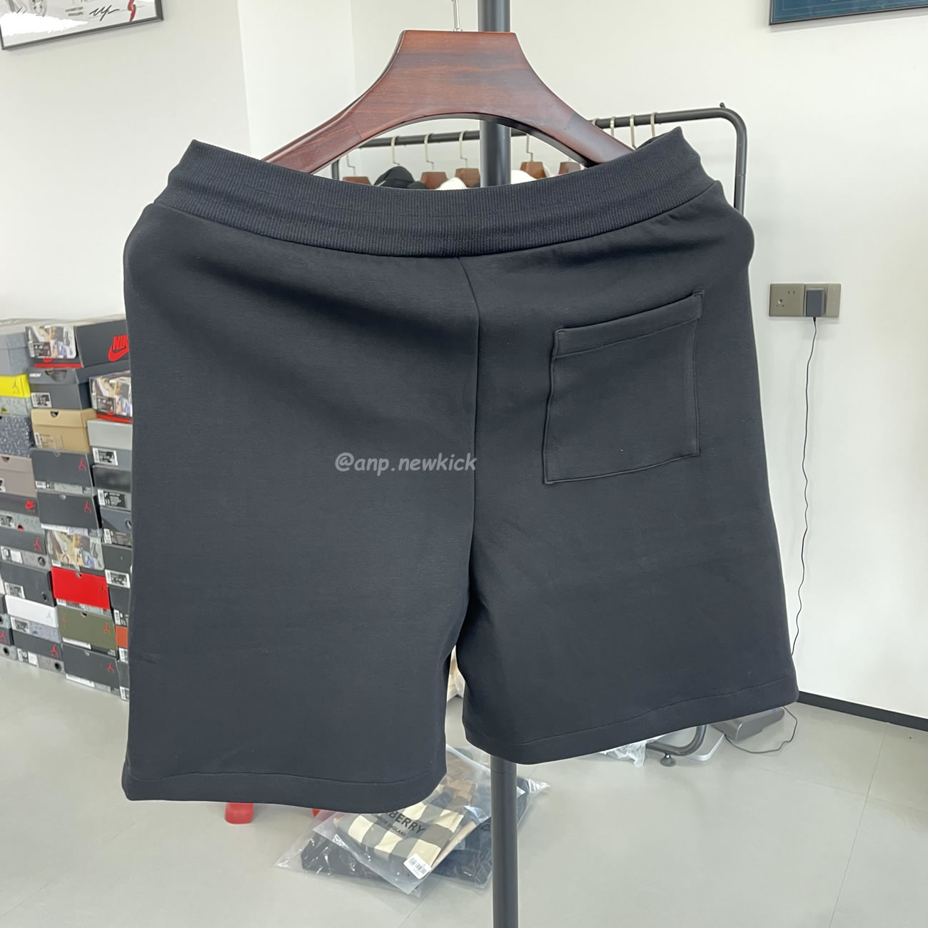 Louis Vuitton Embroidered Jersey Shorts (14) - www.newkick.org Louis Vuitton Embroidered Jersey Shorts (14) - www.newkick.org