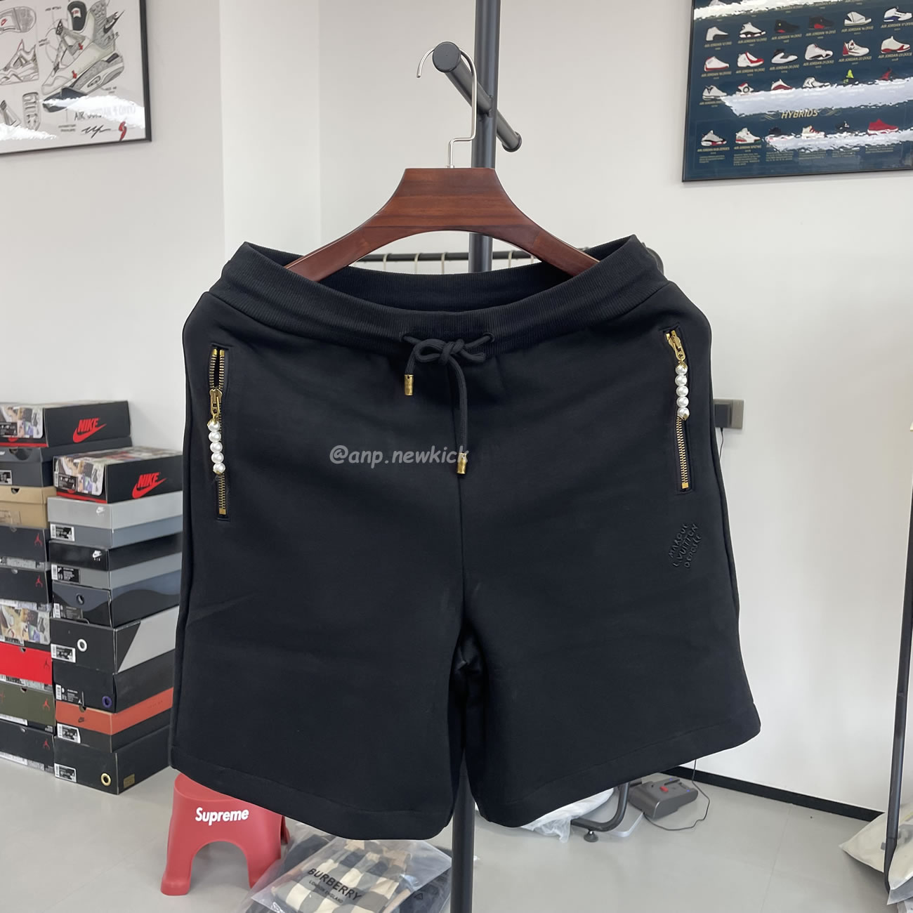 Louis Vuitton Embroidered Jersey Shorts (3) - www.newkick.org Louis Vuitton Embroidered Jersey Shorts (3) - www.newkick.org