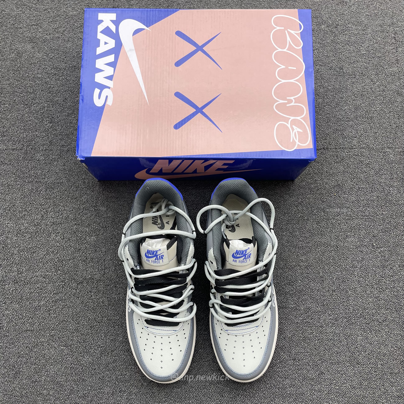 Nike Kaws X Air Force 1 Low Grey Royal Ks6869 333 (2) - www.newkick.org Nike Kaws X Air Force 1 Low Grey Royal Ks6869 333 (2) - www.newkick.org