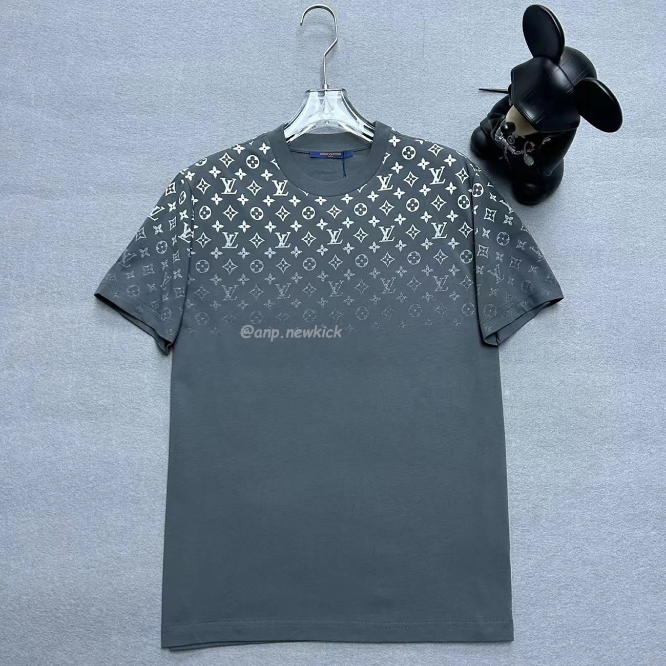 Louis Vuitton Lv Gradient Cotton T Shirt (8) - www.newkick.org Louis Vuitton Lv Gradient Cotton T Shirt (8) - www.newkick.org